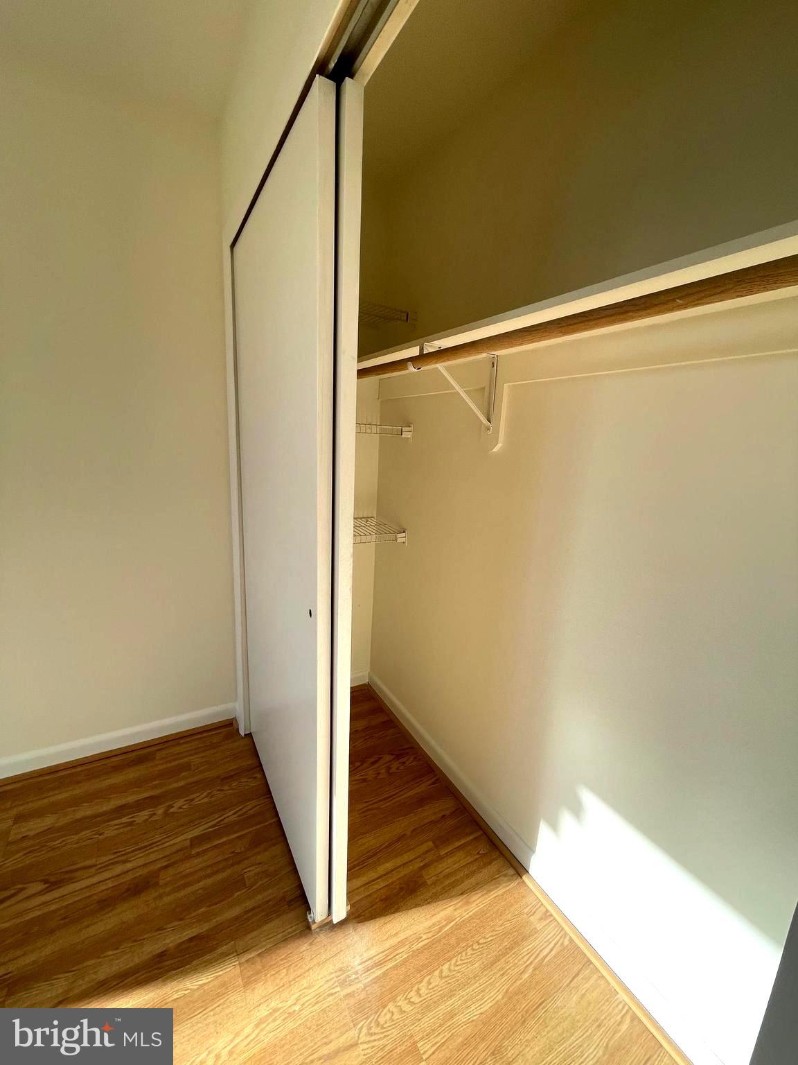 GLEN ORA - PLAT 9 - Residential Lease