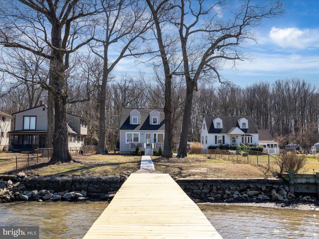 BOWLEYS QUARTERS - Residential