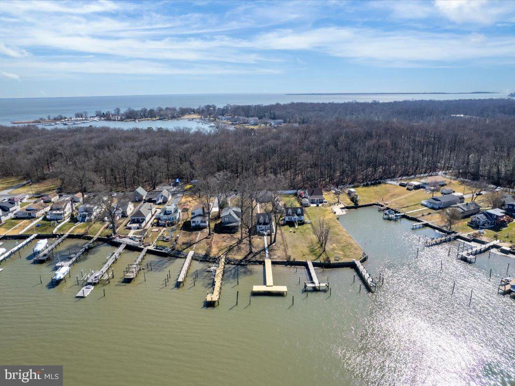 BOWLEYS QUARTERS - Residential