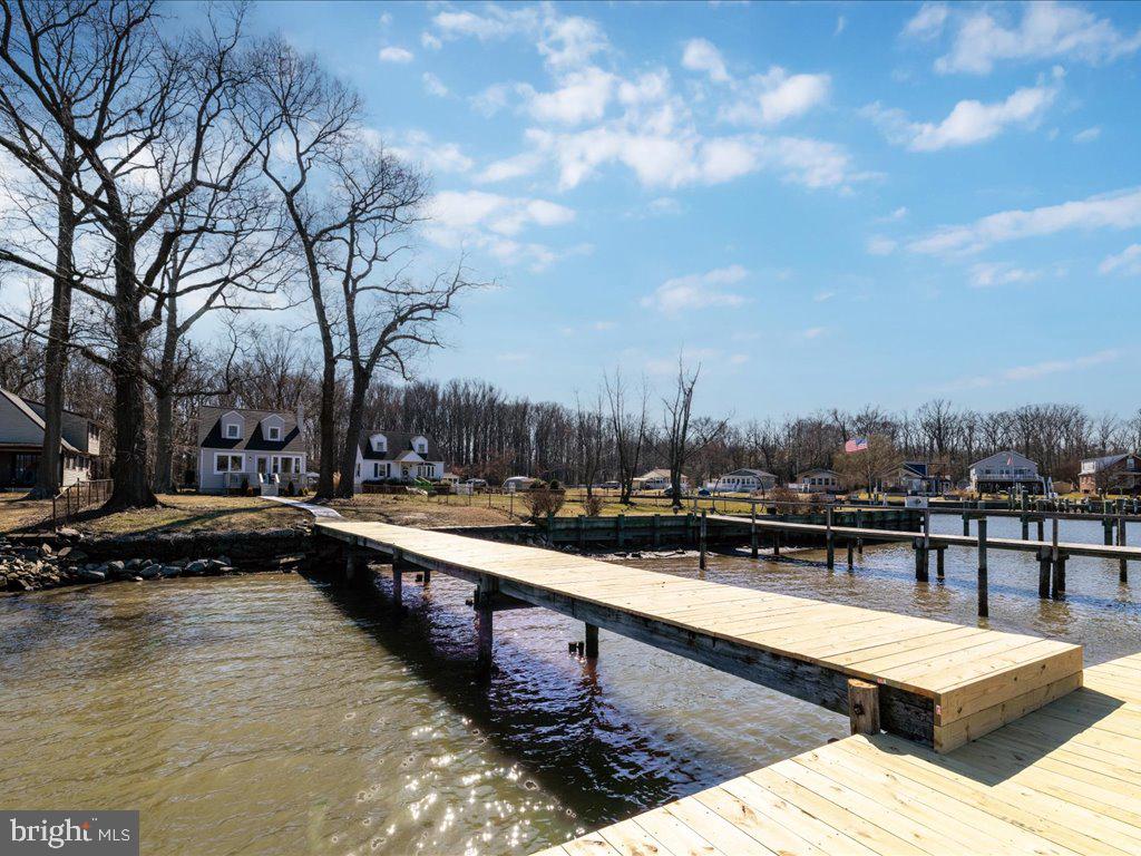 BOWLEYS QUARTERS - Residential