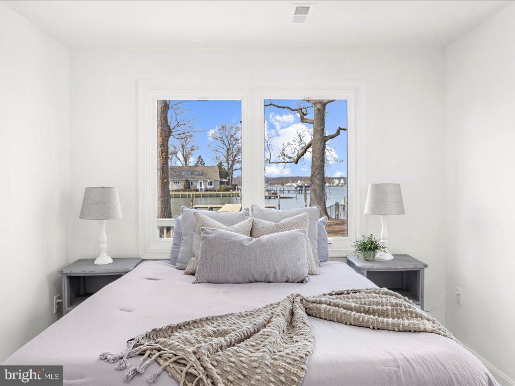 BOWLEYS QUARTERS - Residential