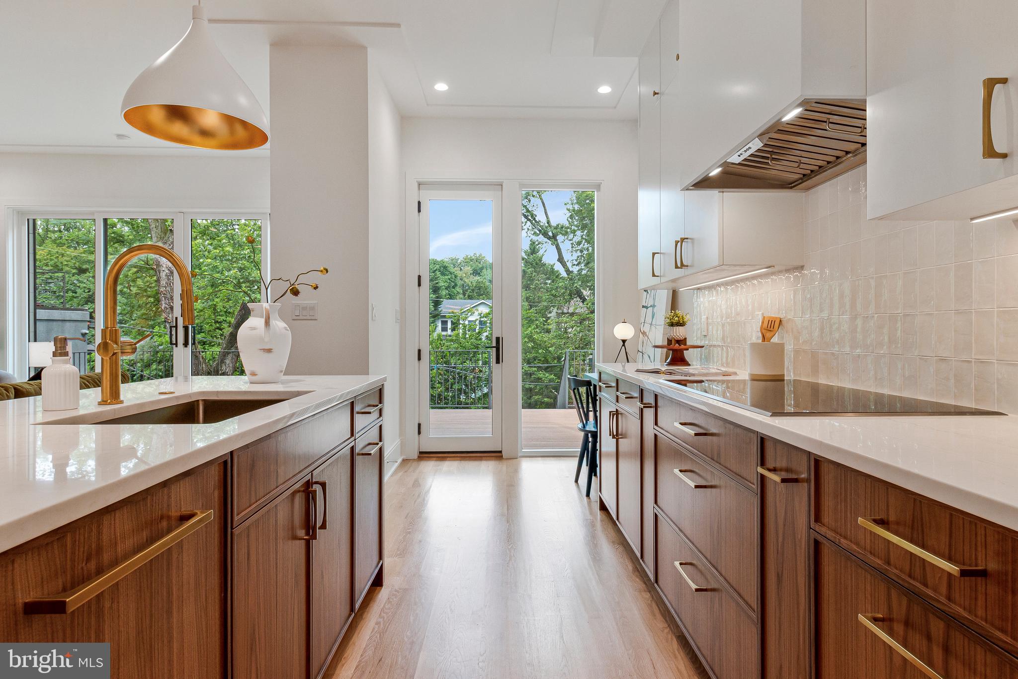 CHEVY CHASE - Residential