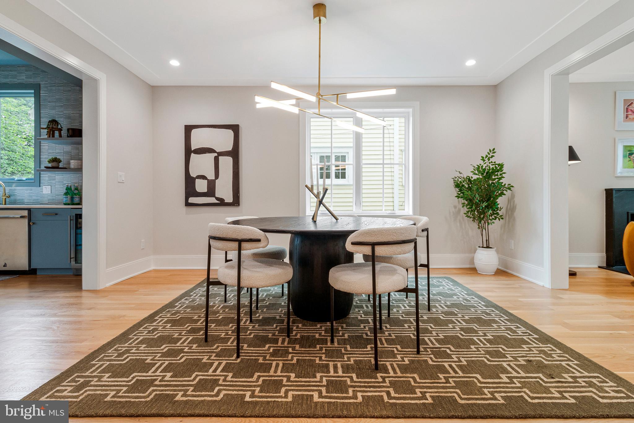 CHEVY CHASE - Residential