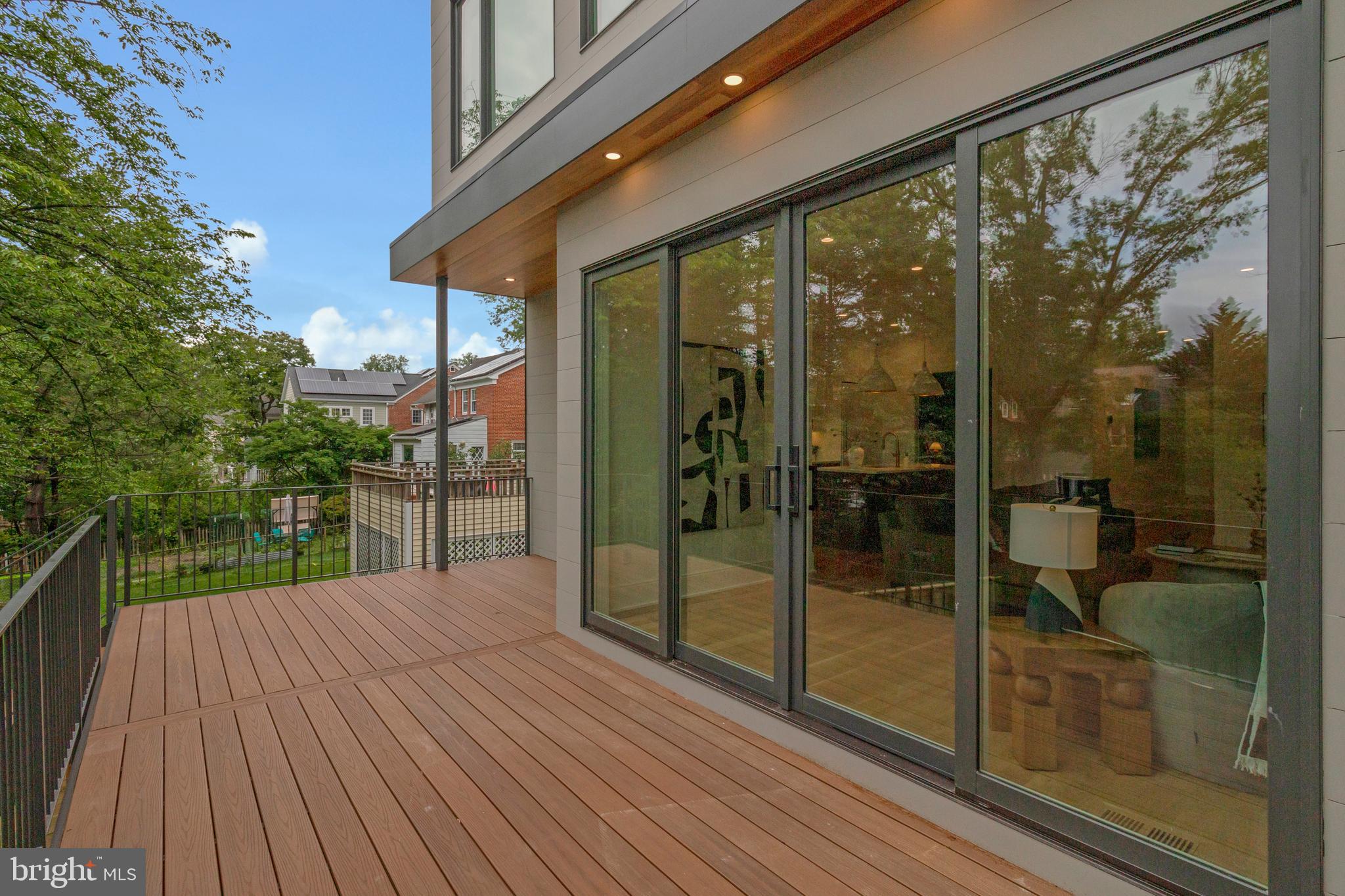 CHEVY CHASE - Residential