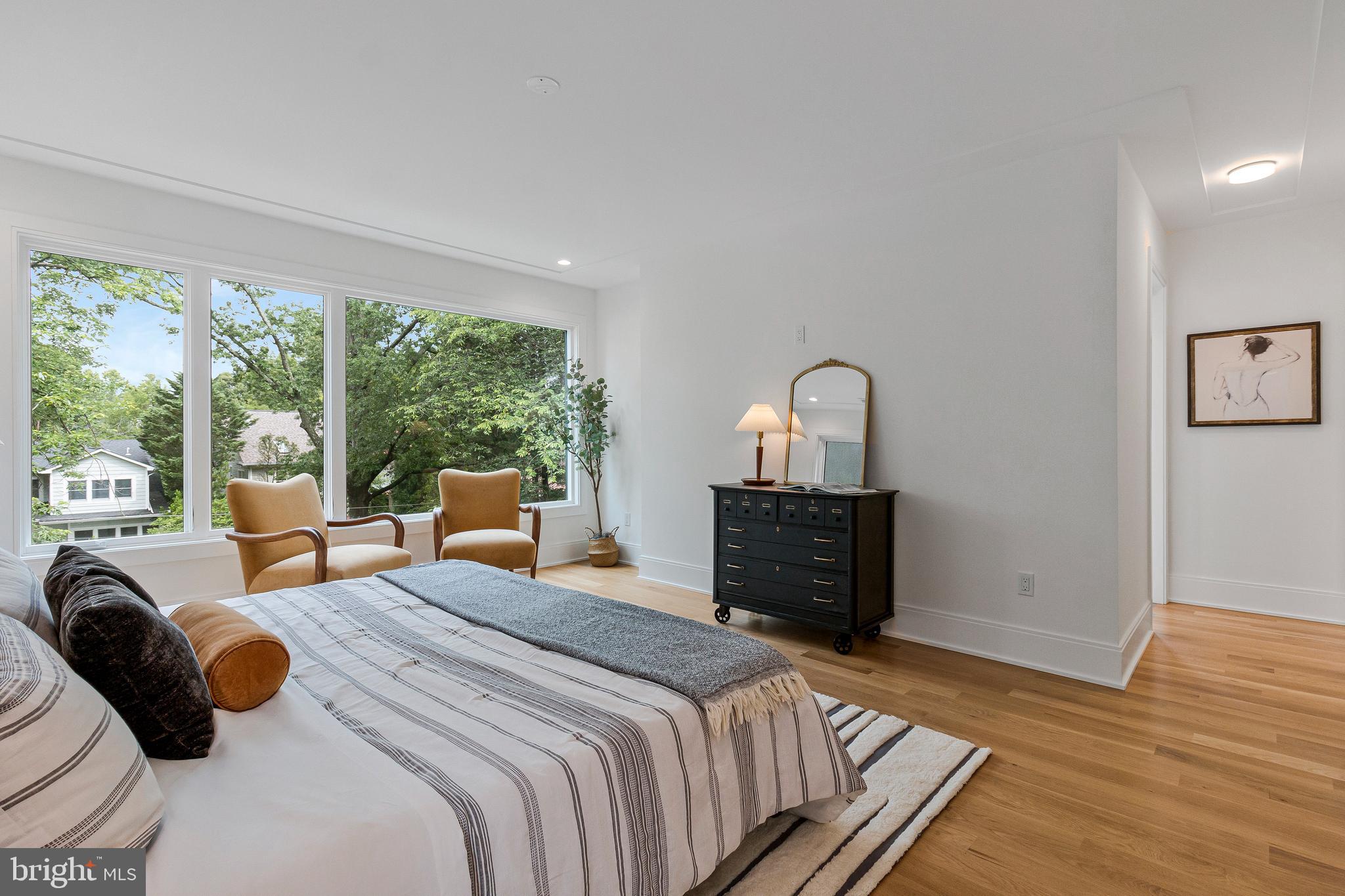 CHEVY CHASE - Residential