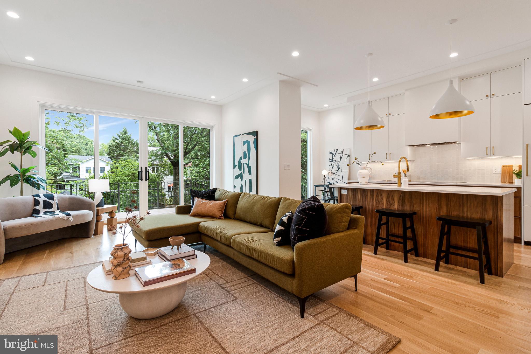 CHEVY CHASE - Residential