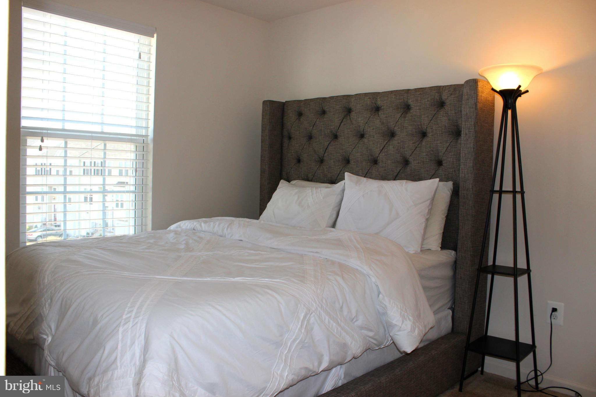 HERITAGE CROSSING - Residential Lease