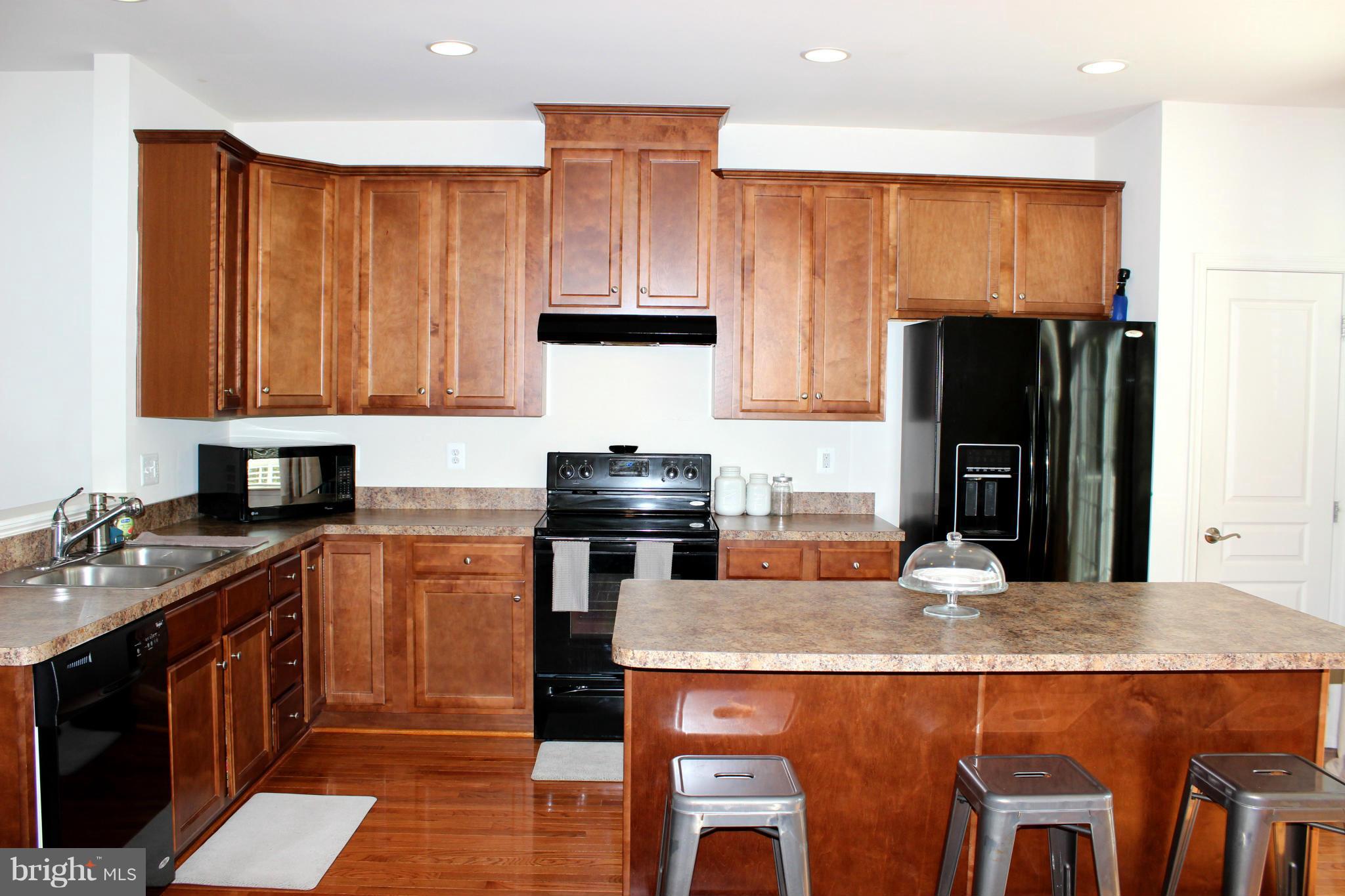 HERITAGE CROSSING - Residential Lease