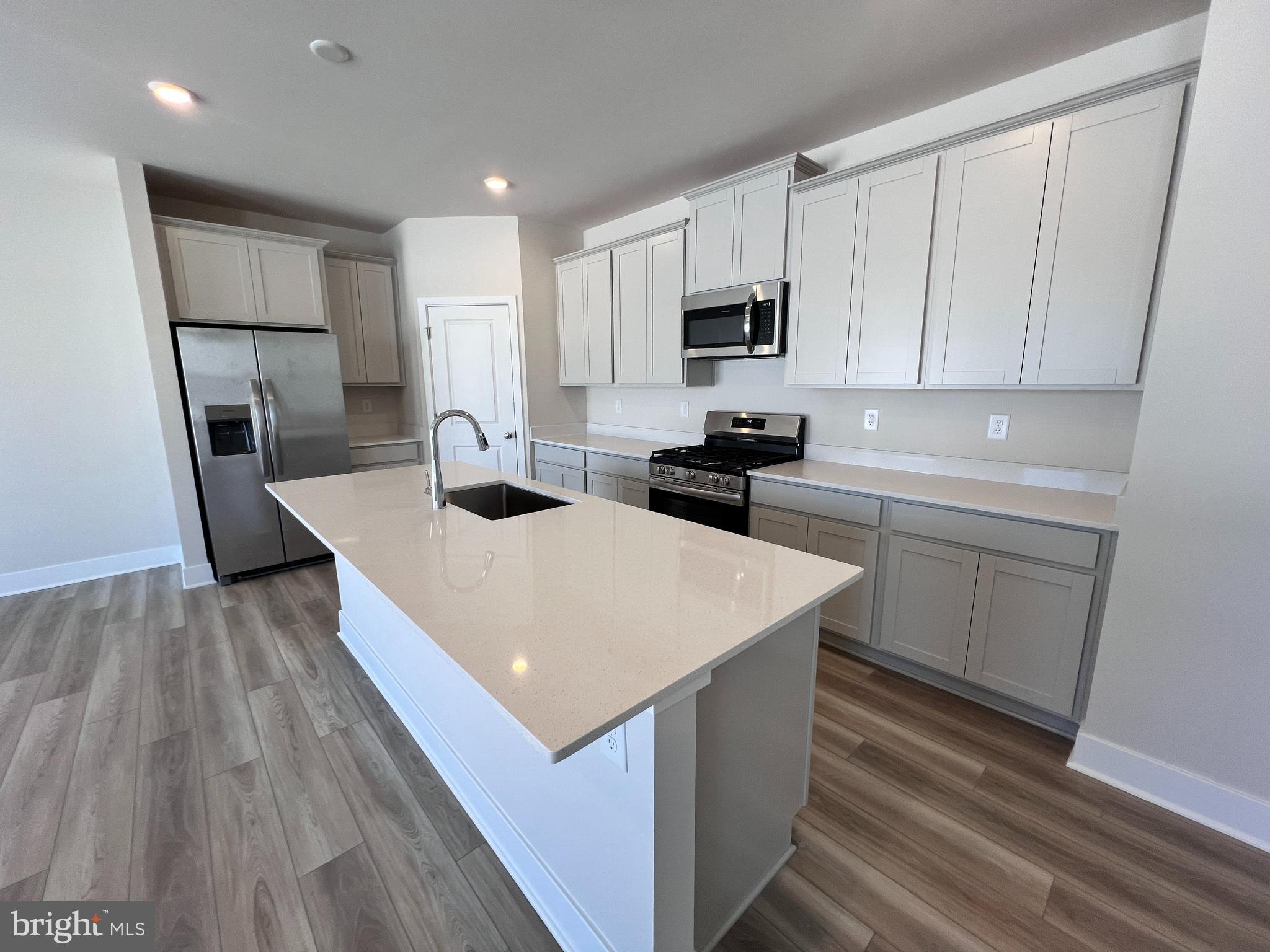 24718 RIDGEVILLE WAY