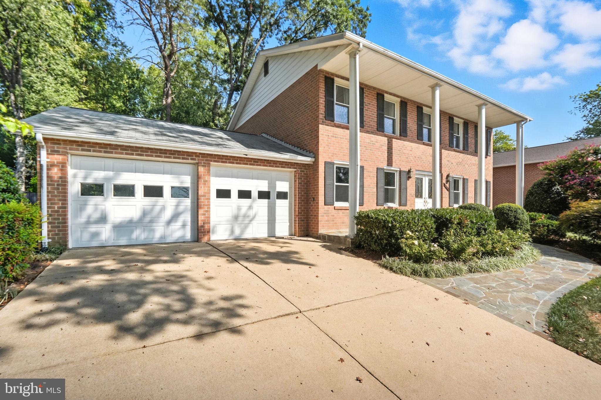 9616 VILLAGESMITH WAY