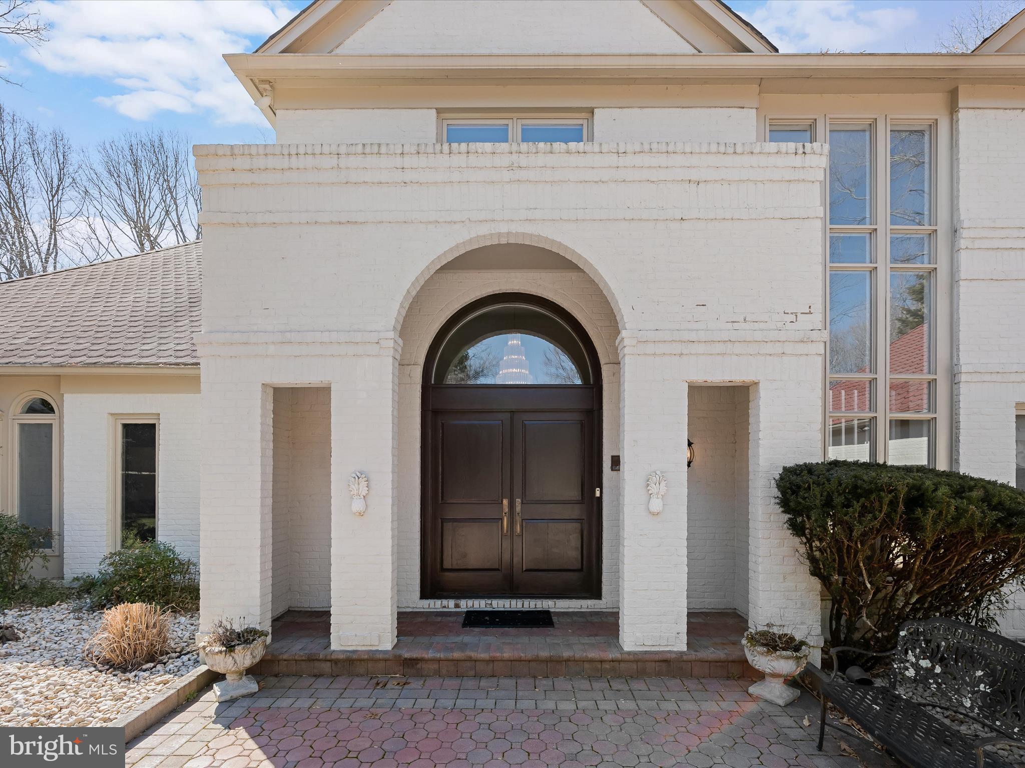 1 LAKE POTOMAC COURT