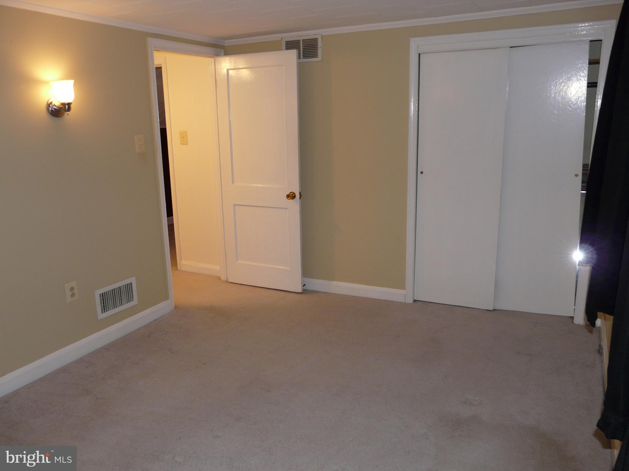 HAZELWOOD FARMS - Residential