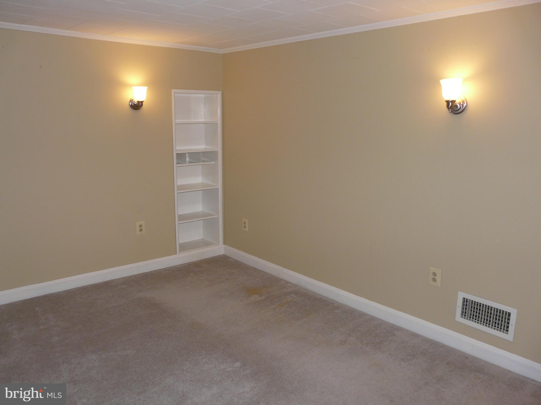 HAZELWOOD FARMS - Residential