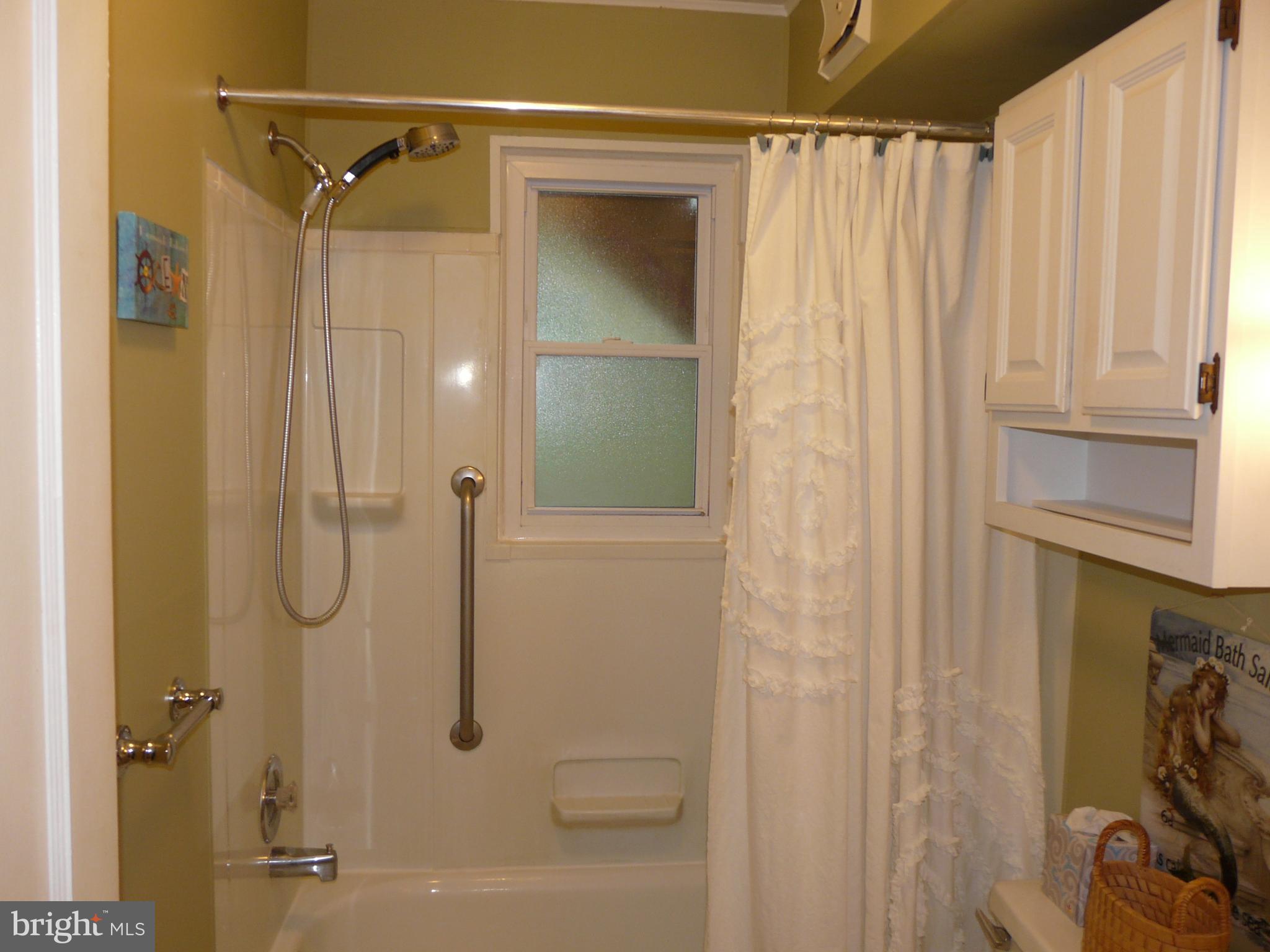 HAZELWOOD FARMS - Residential