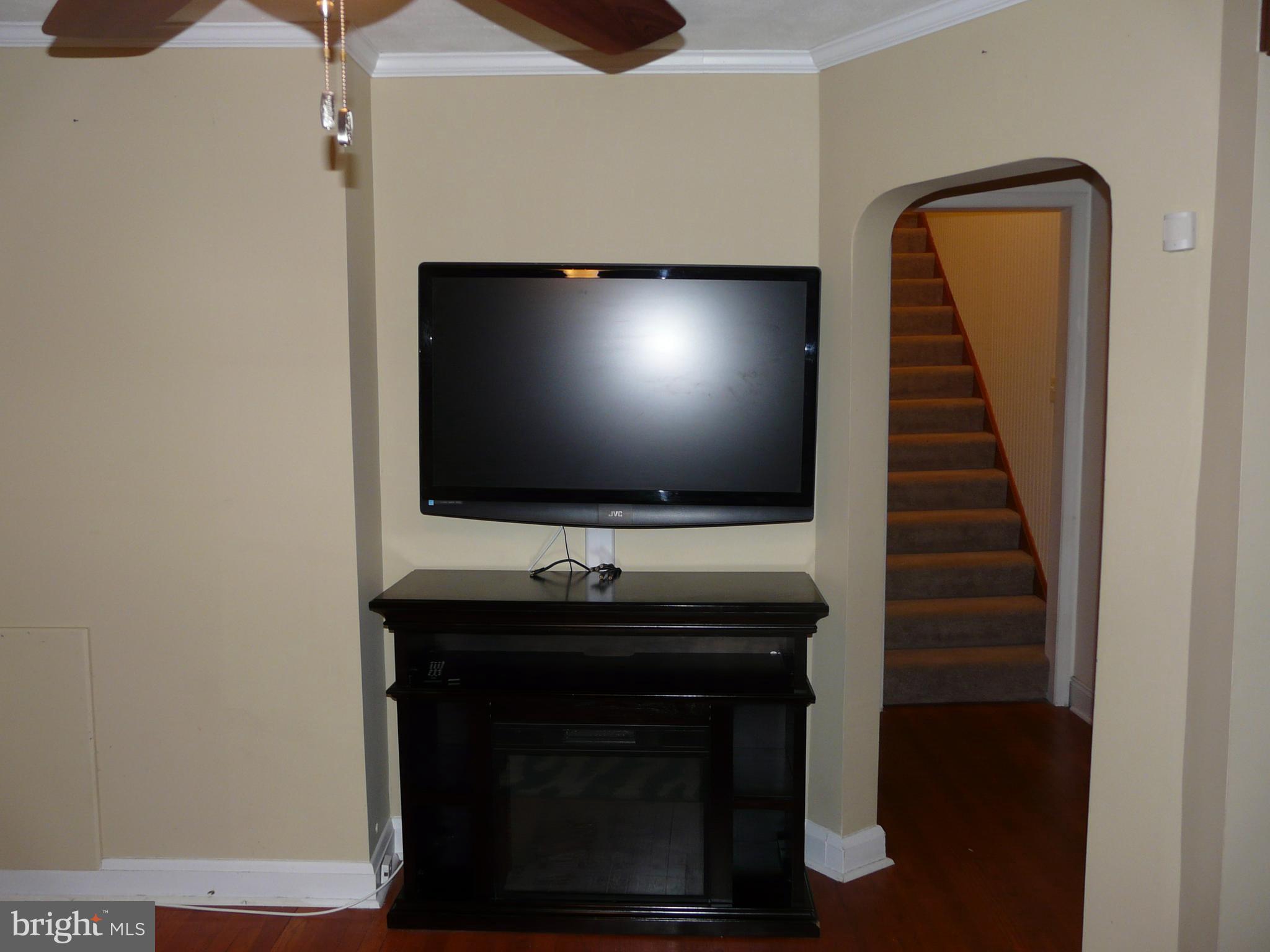 HAZELWOOD FARMS - Residential