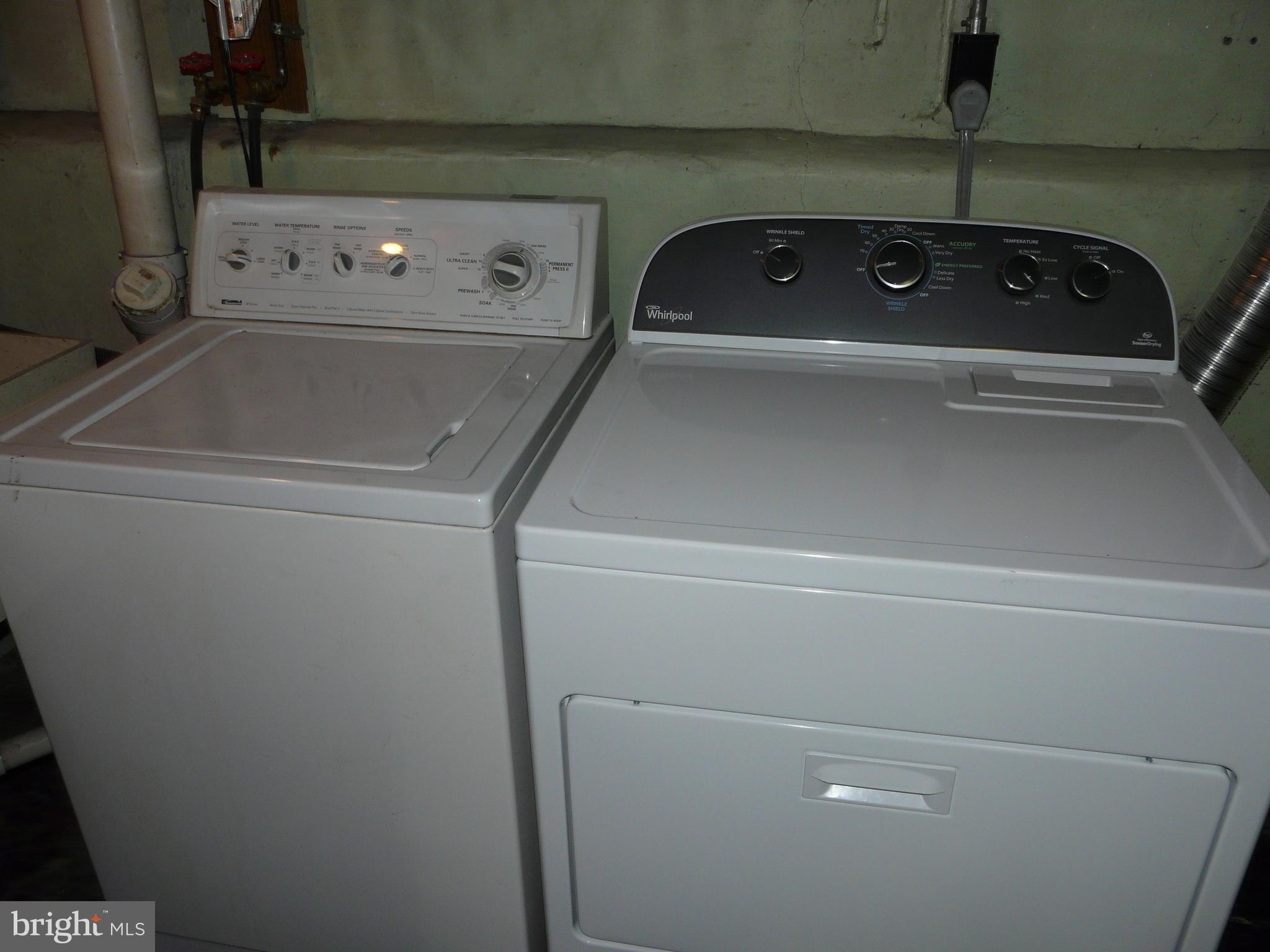 HAZELWOOD FARMS - Residential