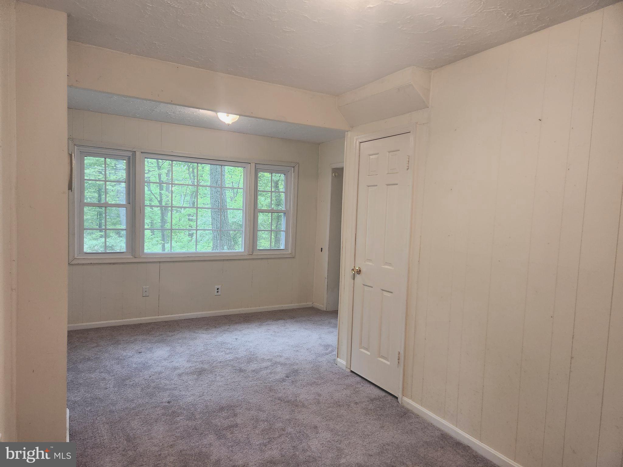 RIVER VIEW PARK - Residential