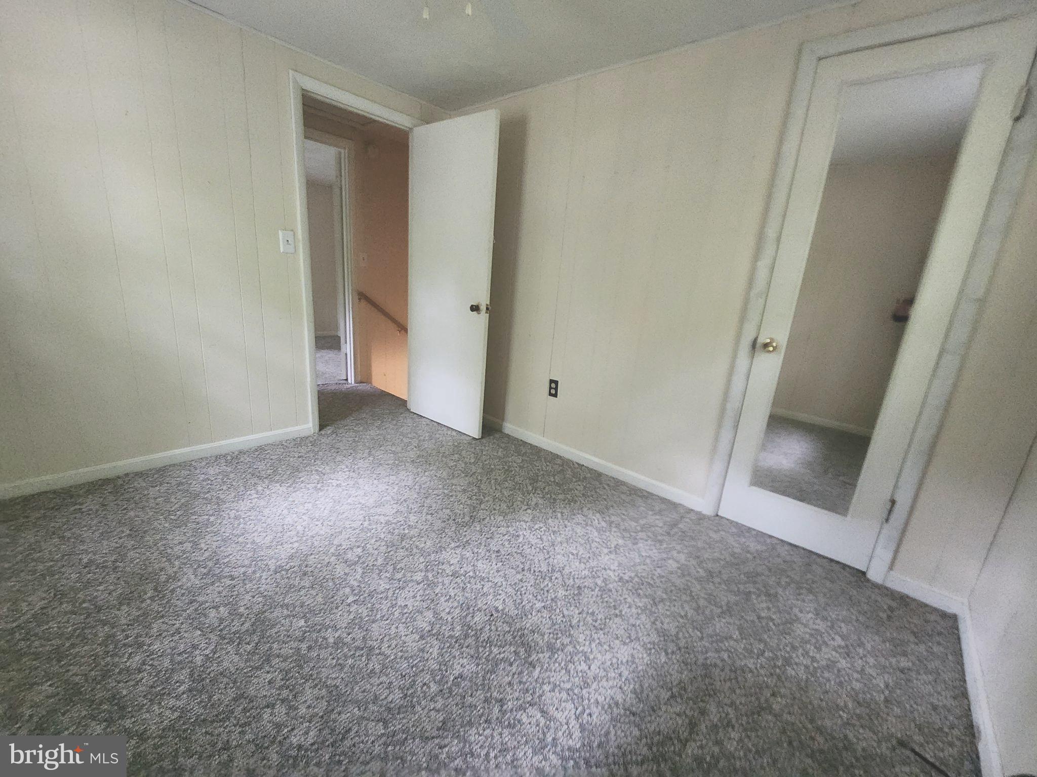 RIVER VIEW PARK - Residential