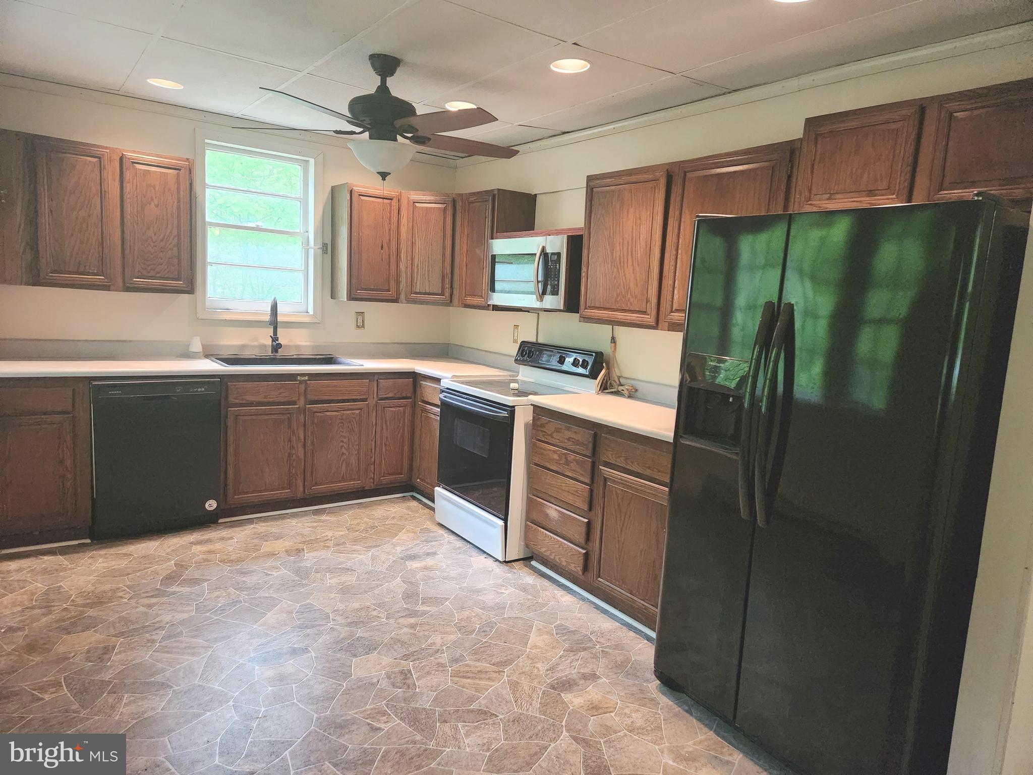 RIVER VIEW PARK - Residential