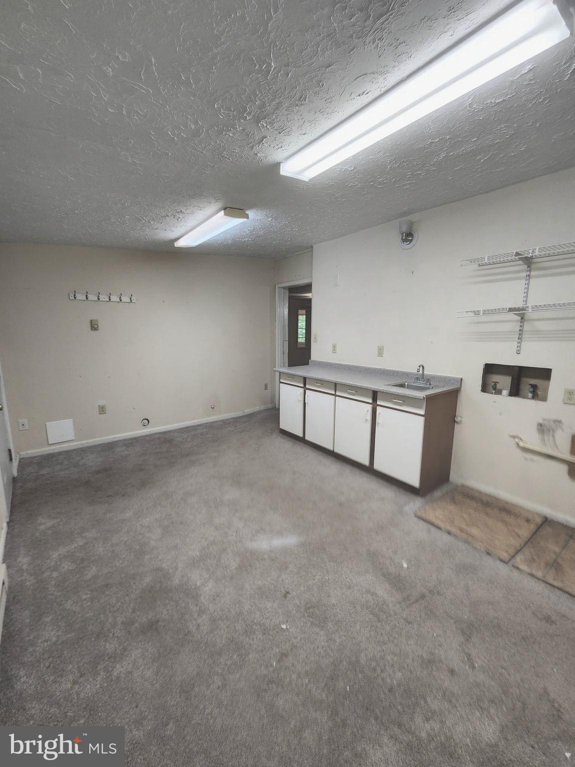 RIVER VIEW PARK - Residential