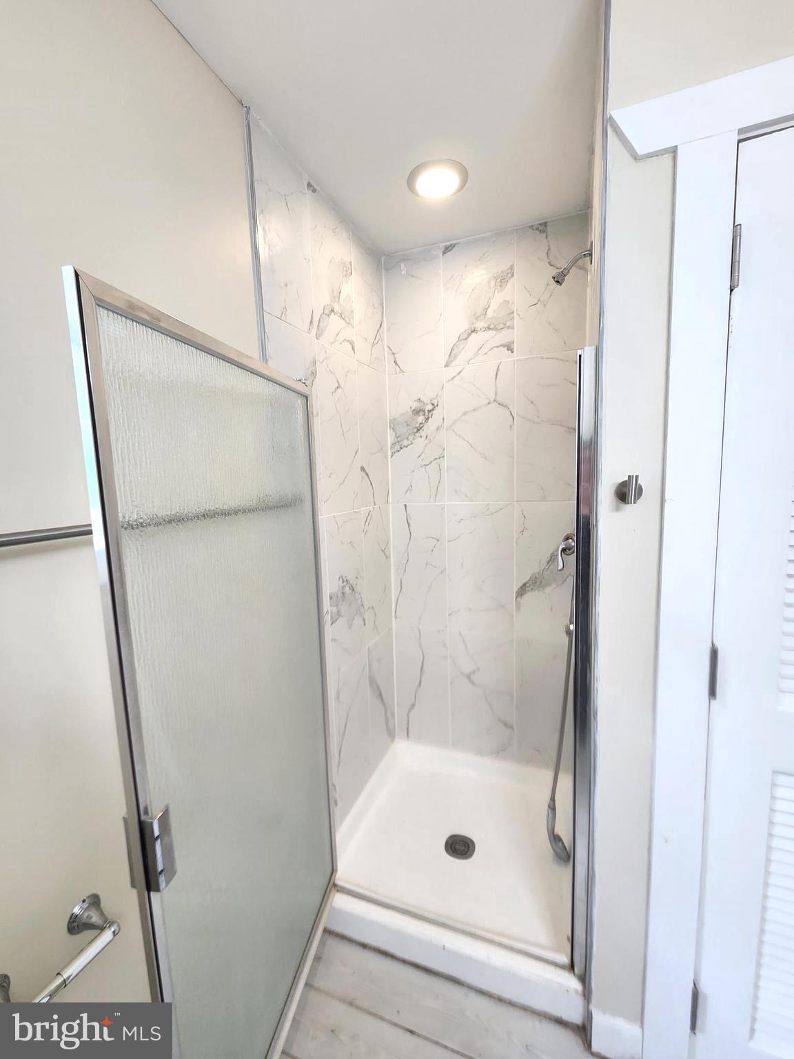 RIVER VIEW PARK - Residential