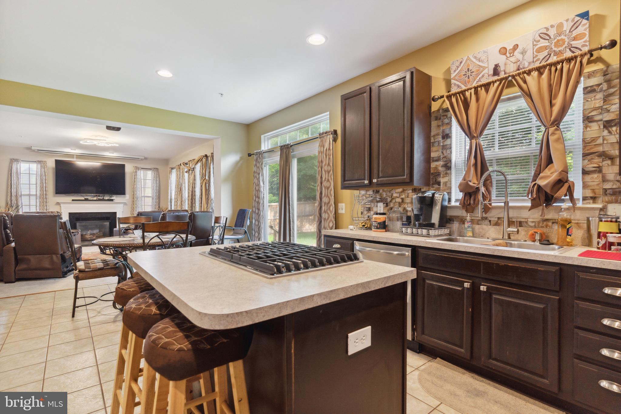 CHELTENHAM KNOLLS - Residential