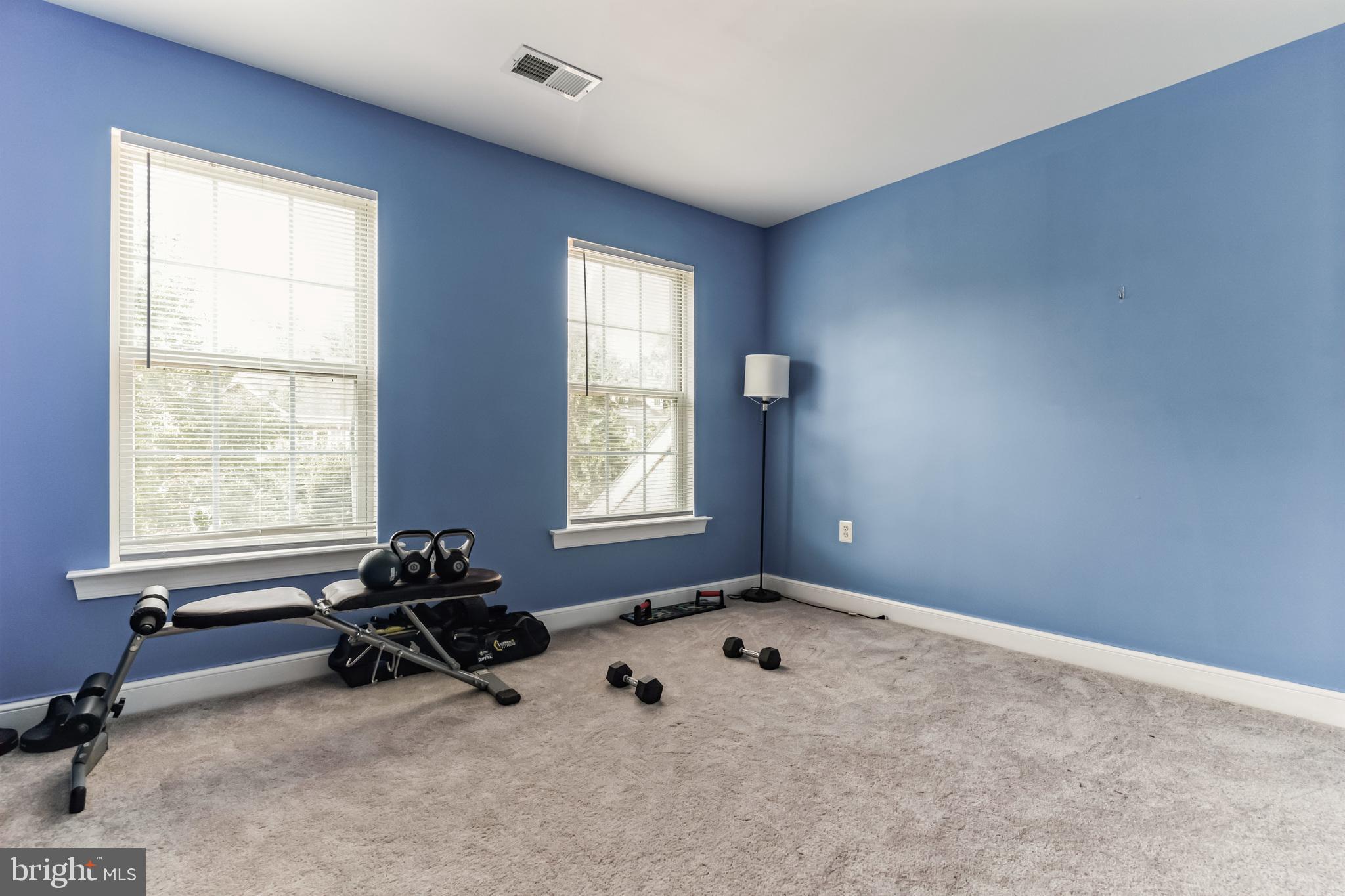 CHELTENHAM KNOLLS - Residential