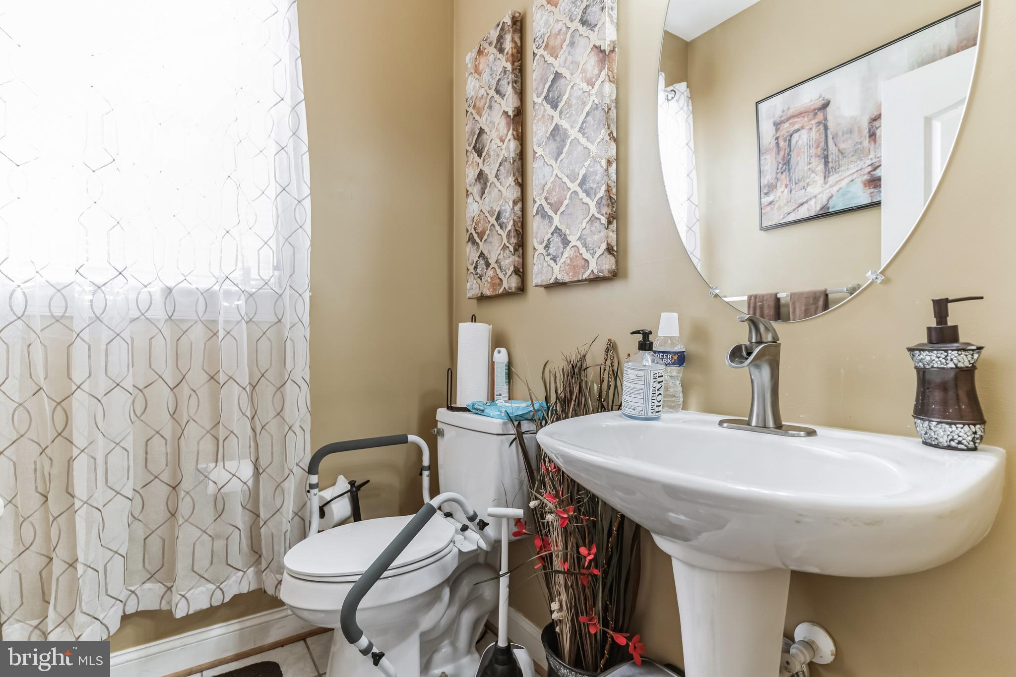 CHELTENHAM KNOLLS - Residential