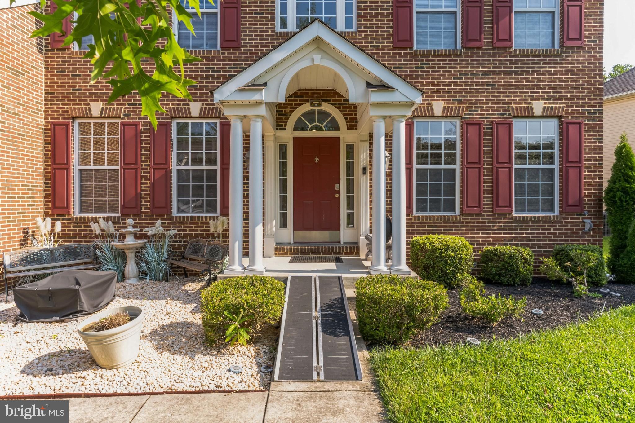 CHELTENHAM KNOLLS - Residential