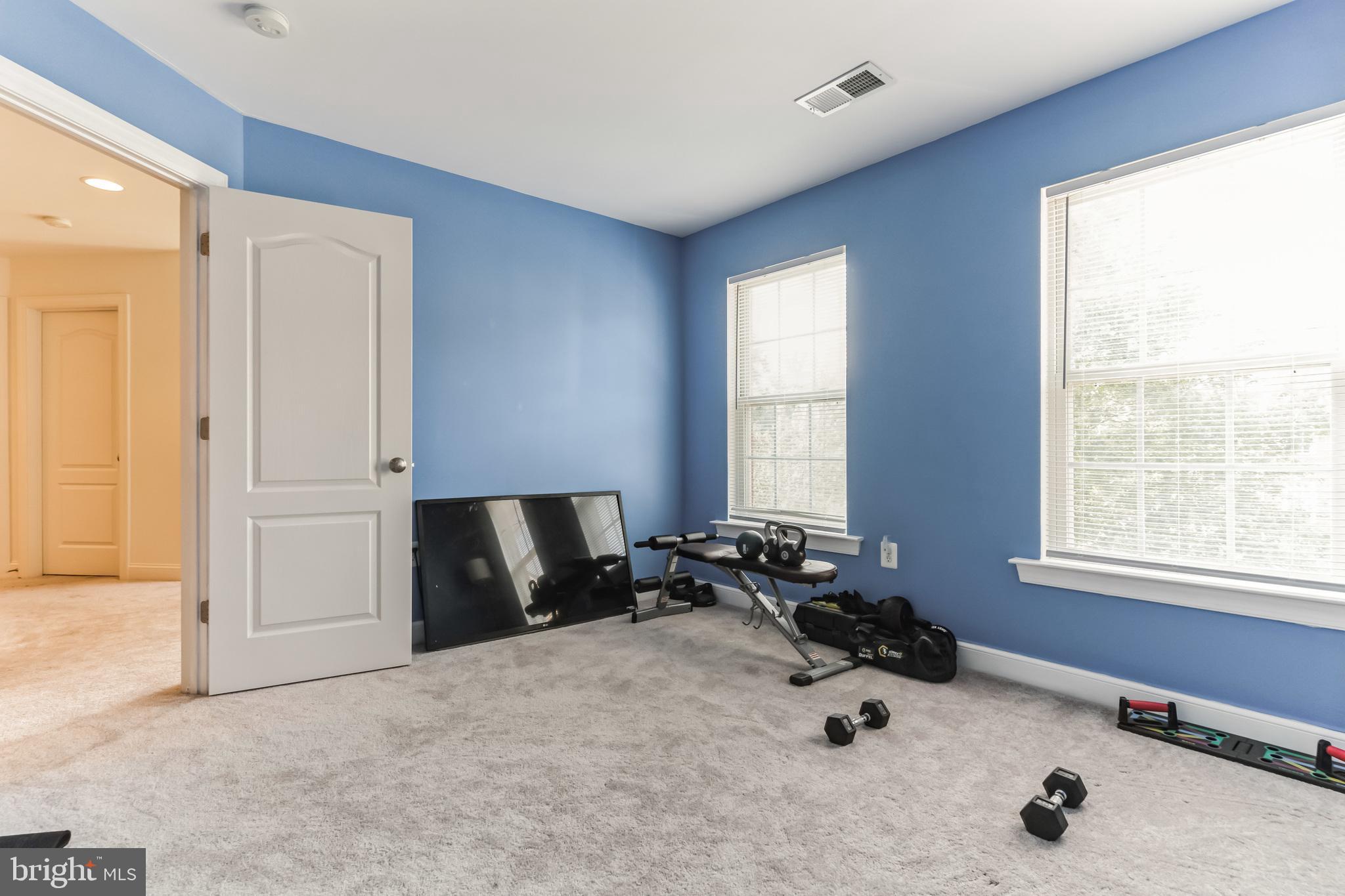 CHELTENHAM KNOLLS - Residential