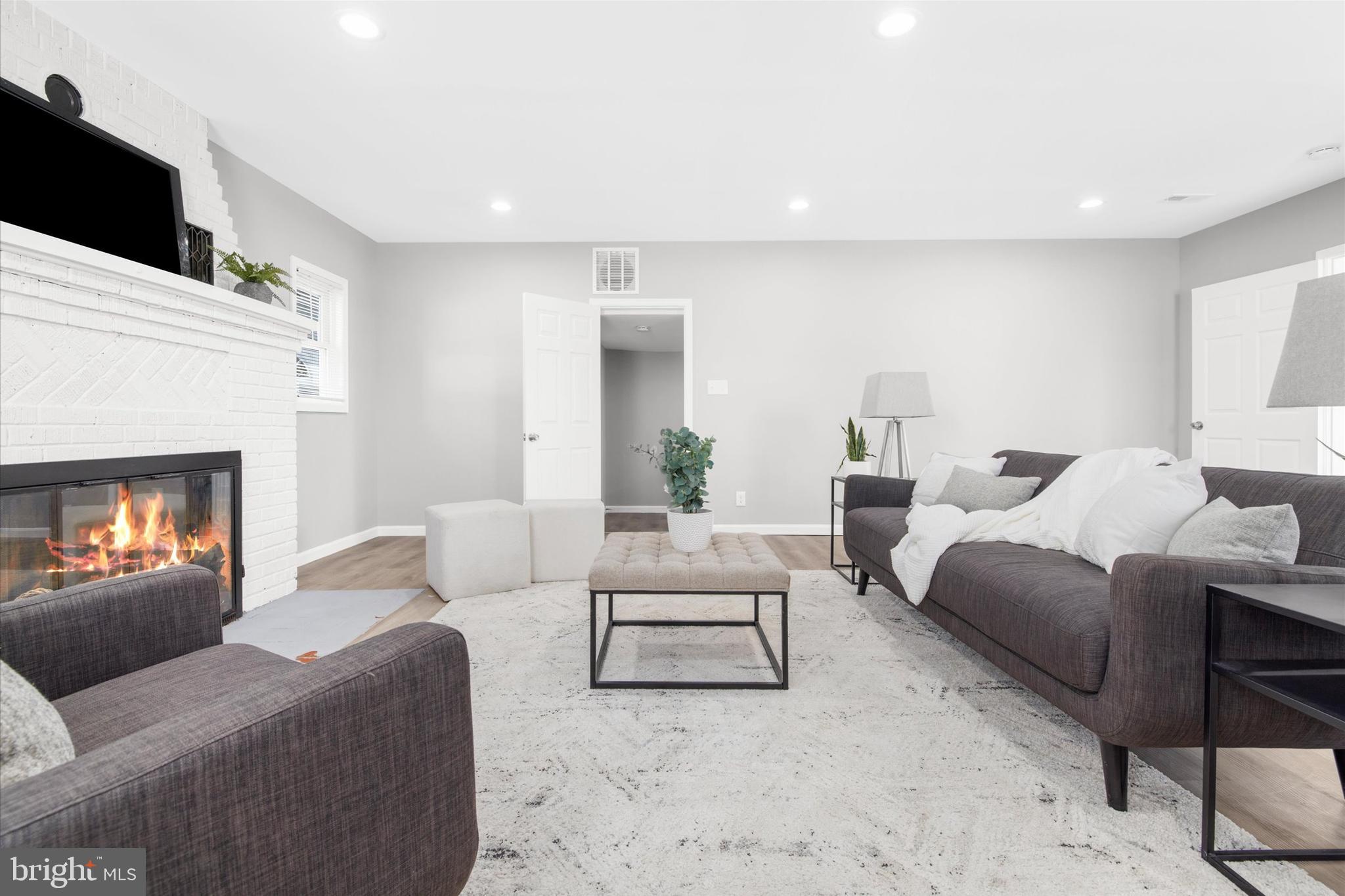 SHADY SIDE - Residential