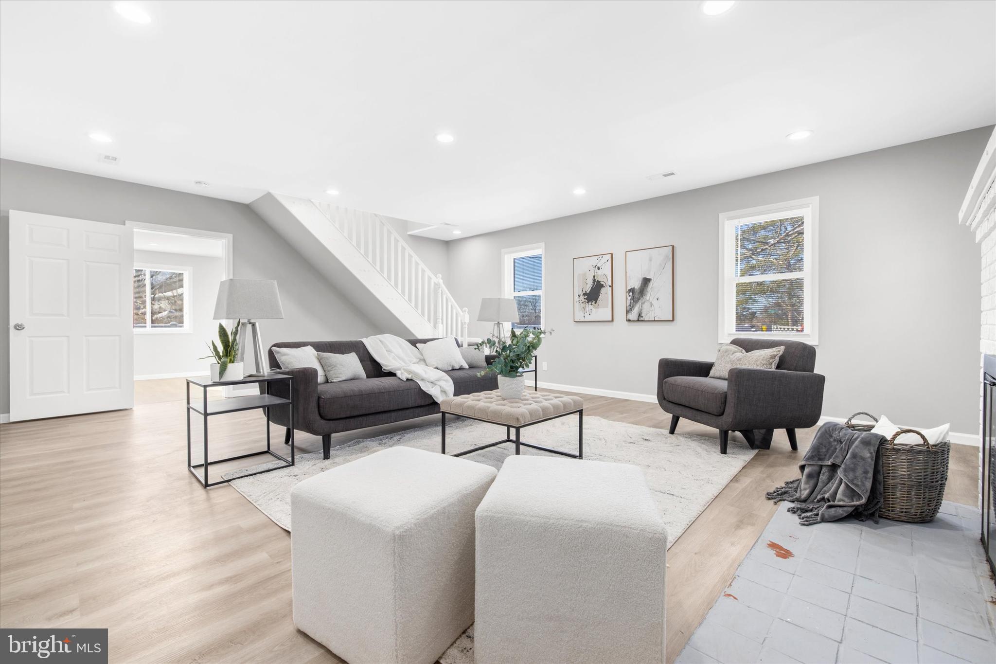 SHADY SIDE - Residential