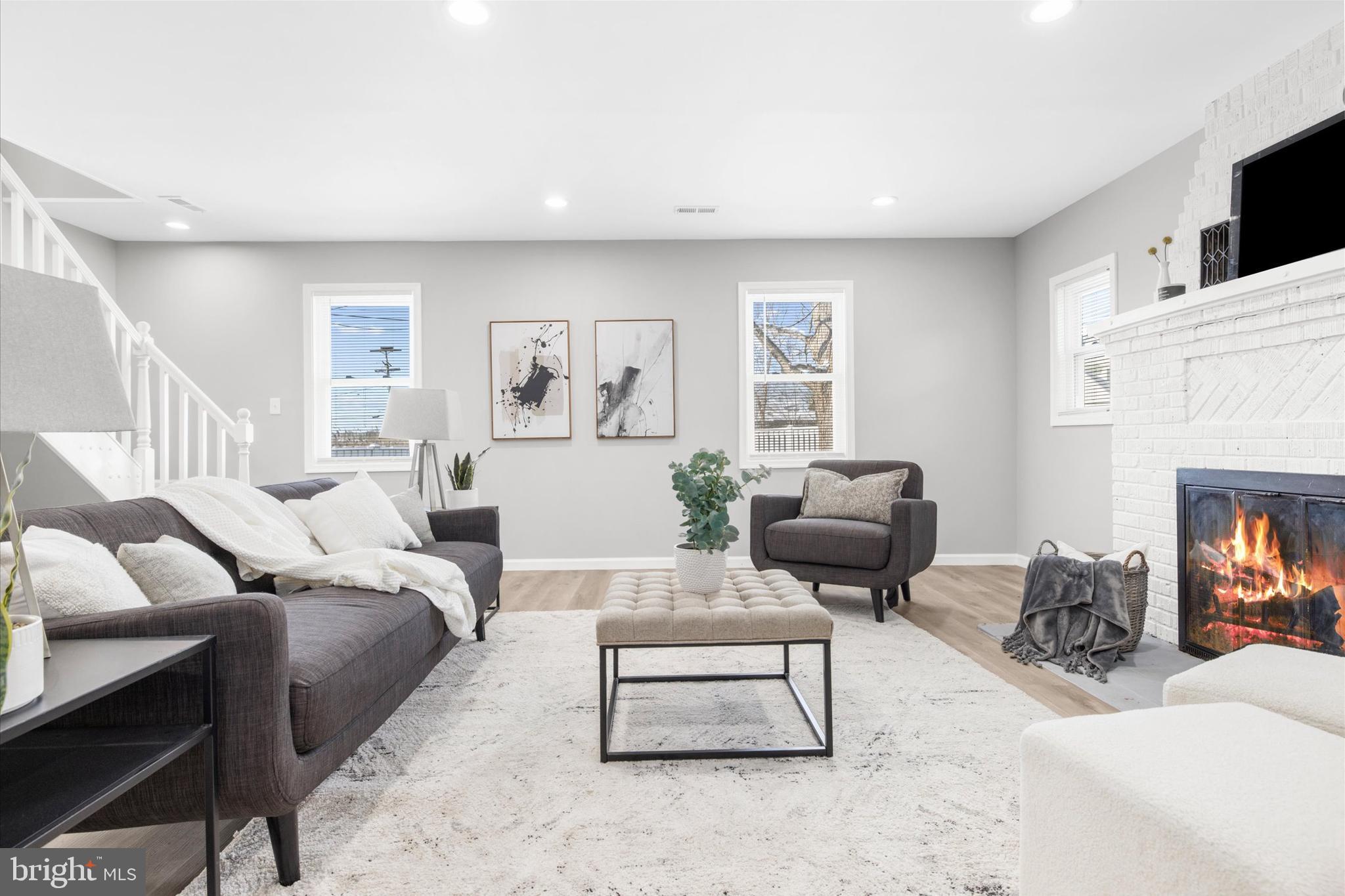 SHADY SIDE - Residential