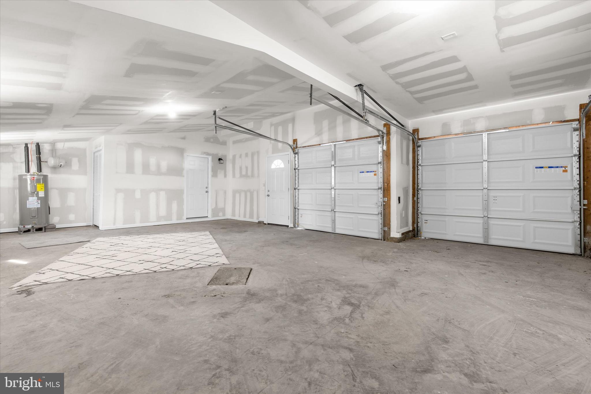 SHADY SIDE - Residential