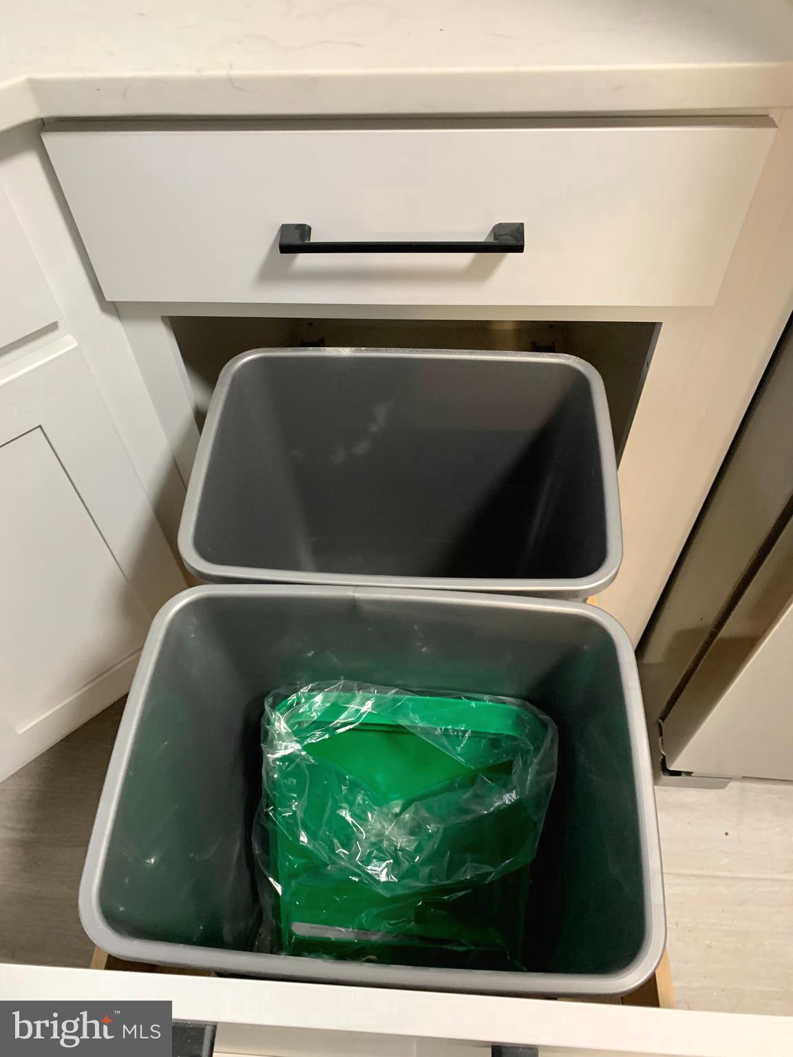 ARLINGTON HILLS - Residential Income