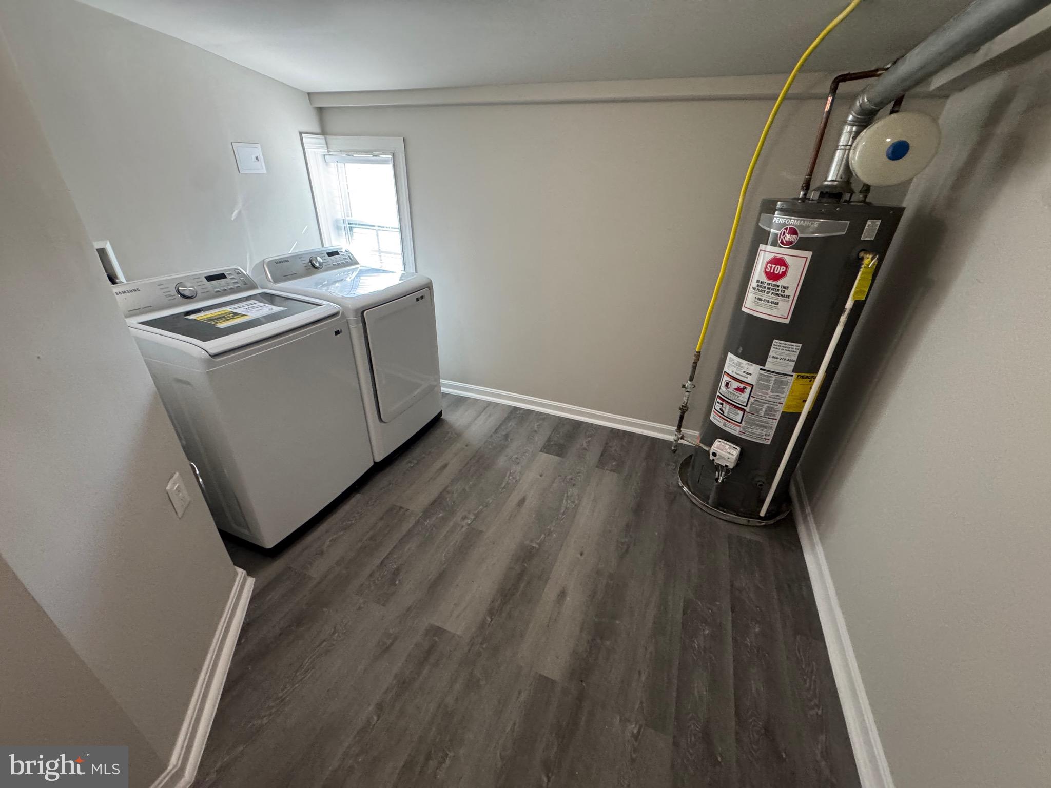 LAUREL - Residential