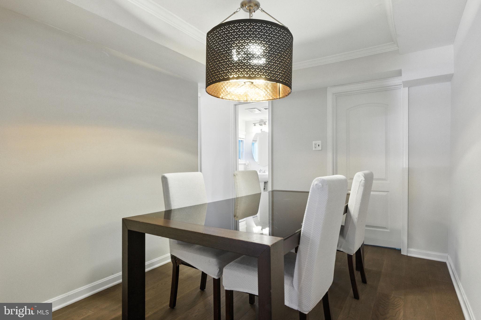 LAUREL - Residential