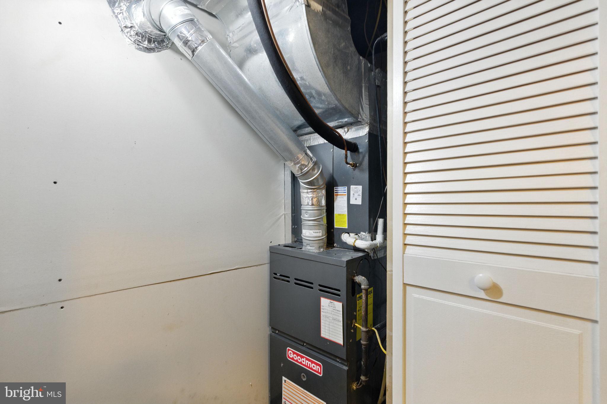 LAUREL - Residential