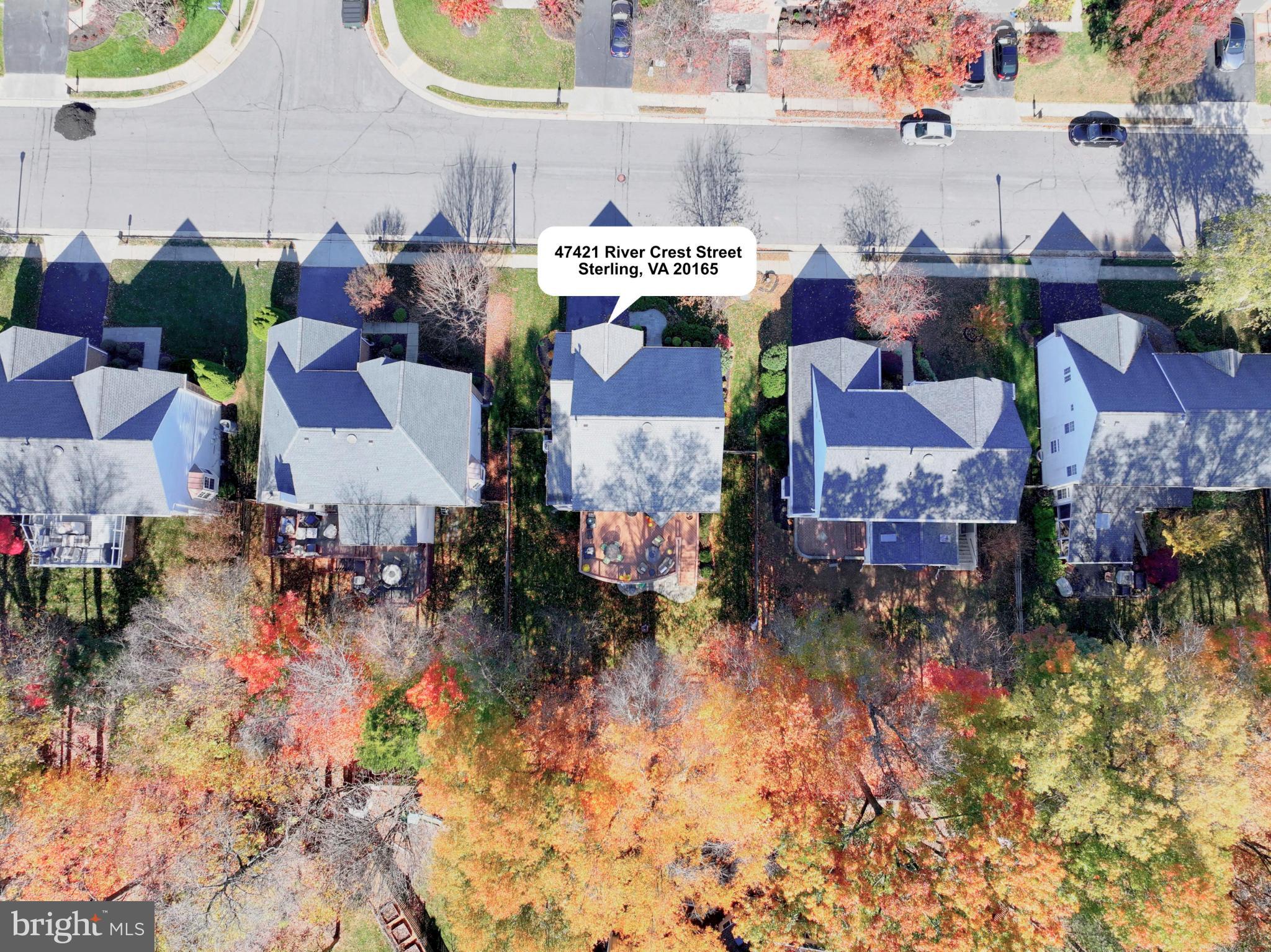 RIVER CREST - Residential