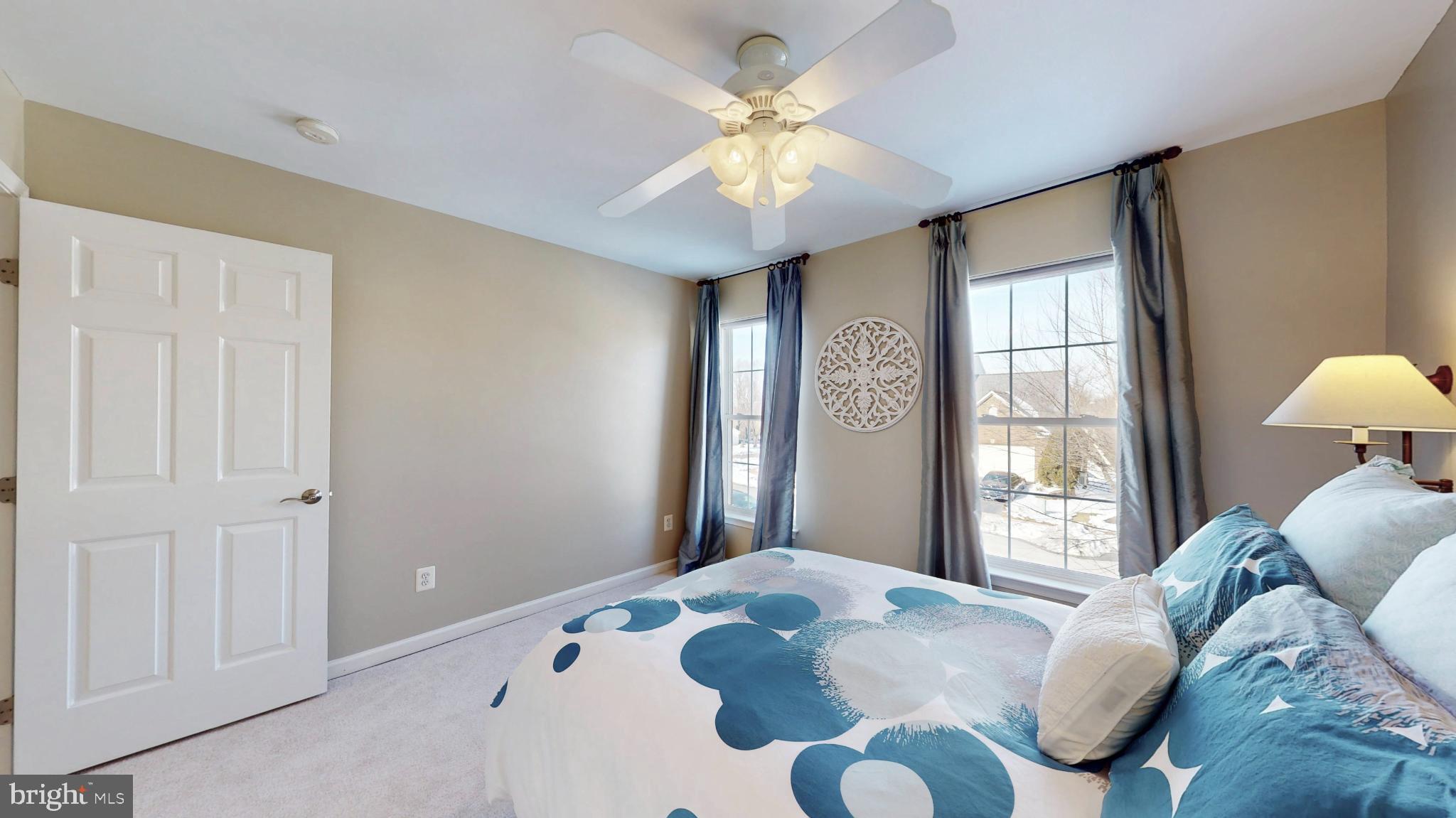 RIVER CREST - Residential