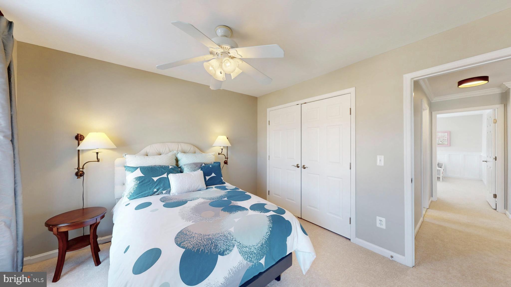 RIVER CREST - Residential