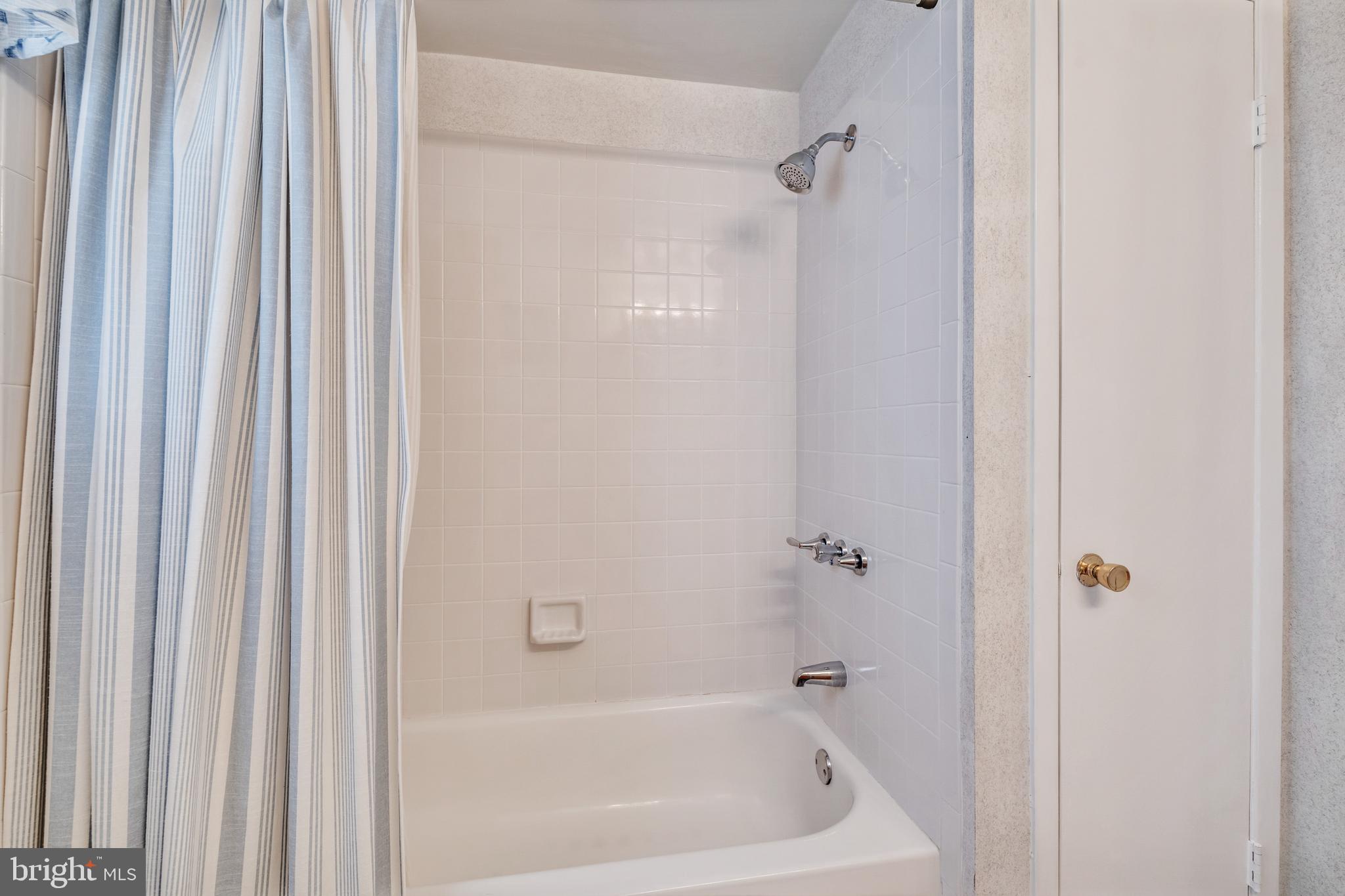 MONTPELIER - Residential