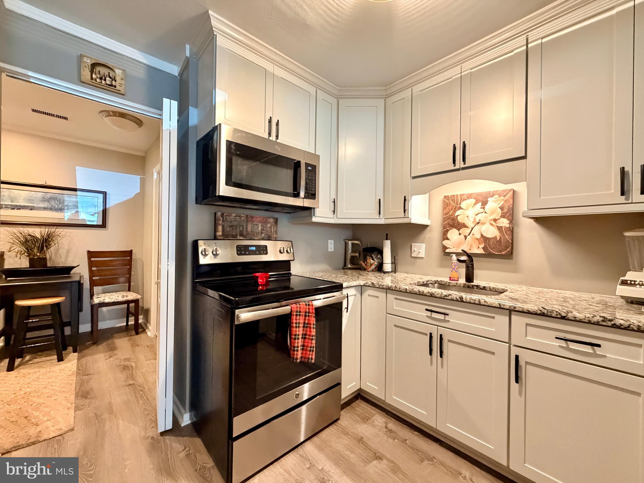 530 SUMMIT HOUSE 530