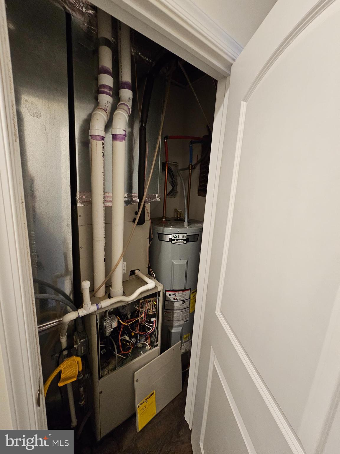 STRAWBERRY MANSION - Residential Income