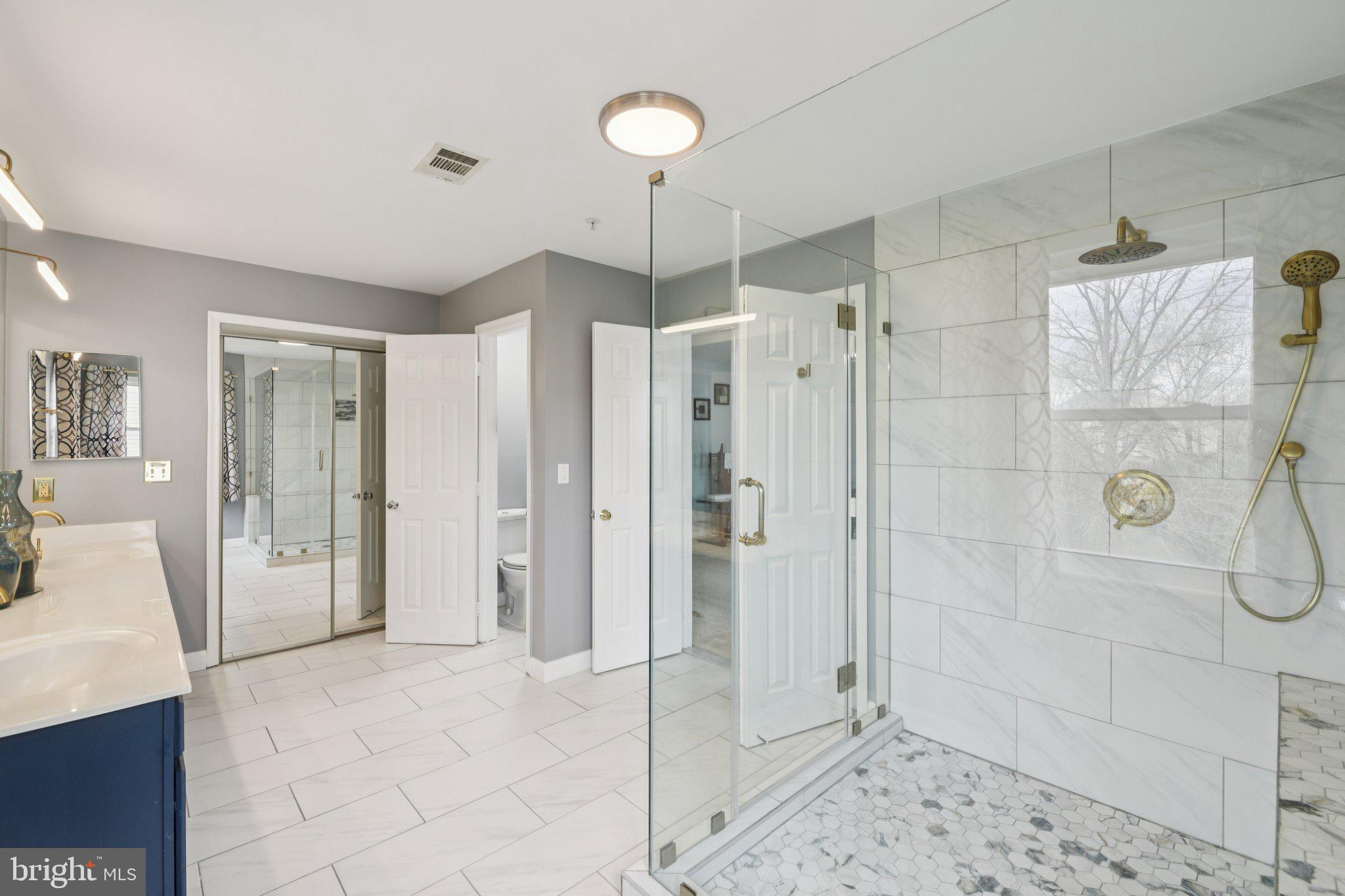 HILLANTRAE - Residential