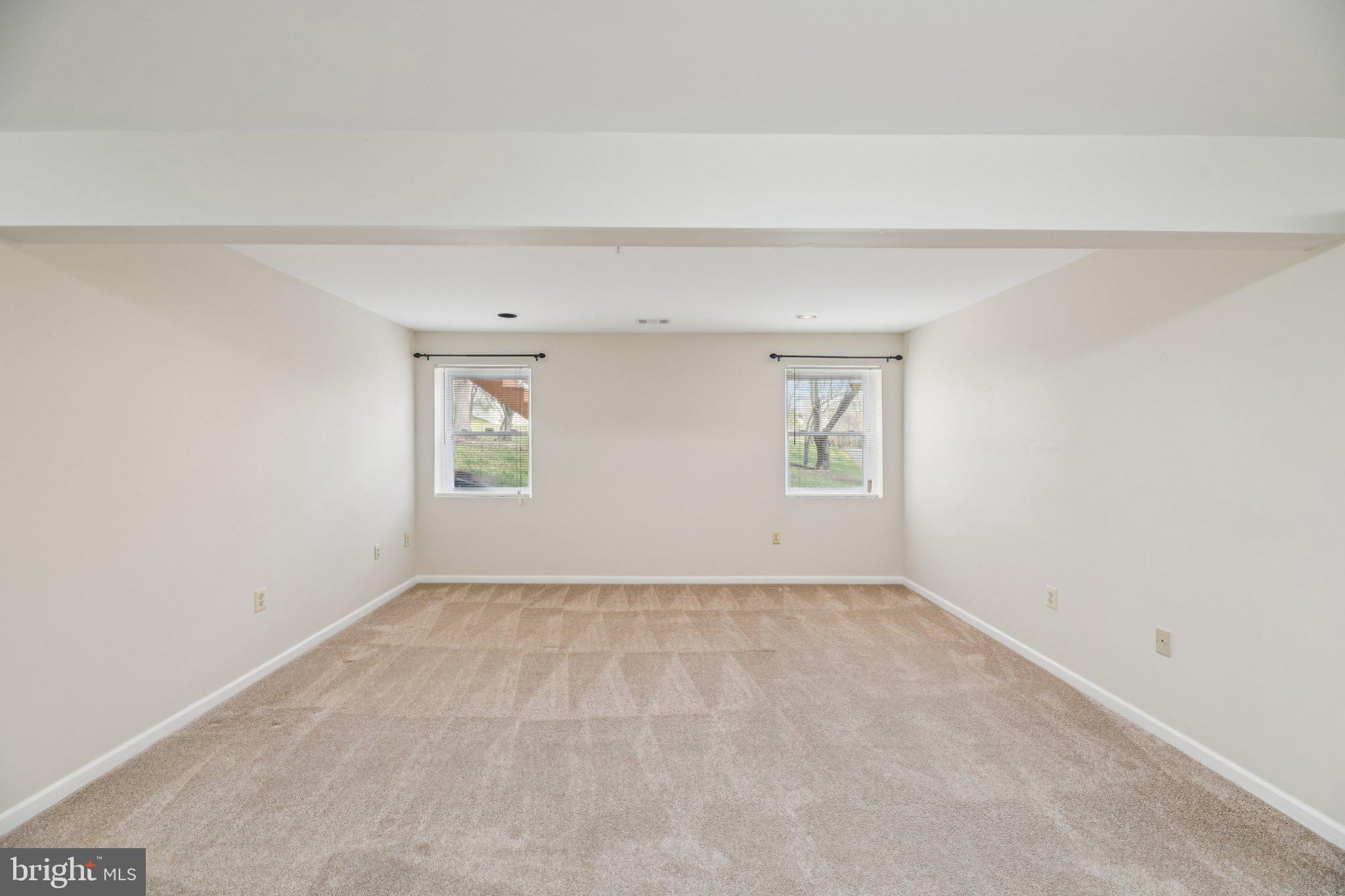 HILLANTRAE - Residential