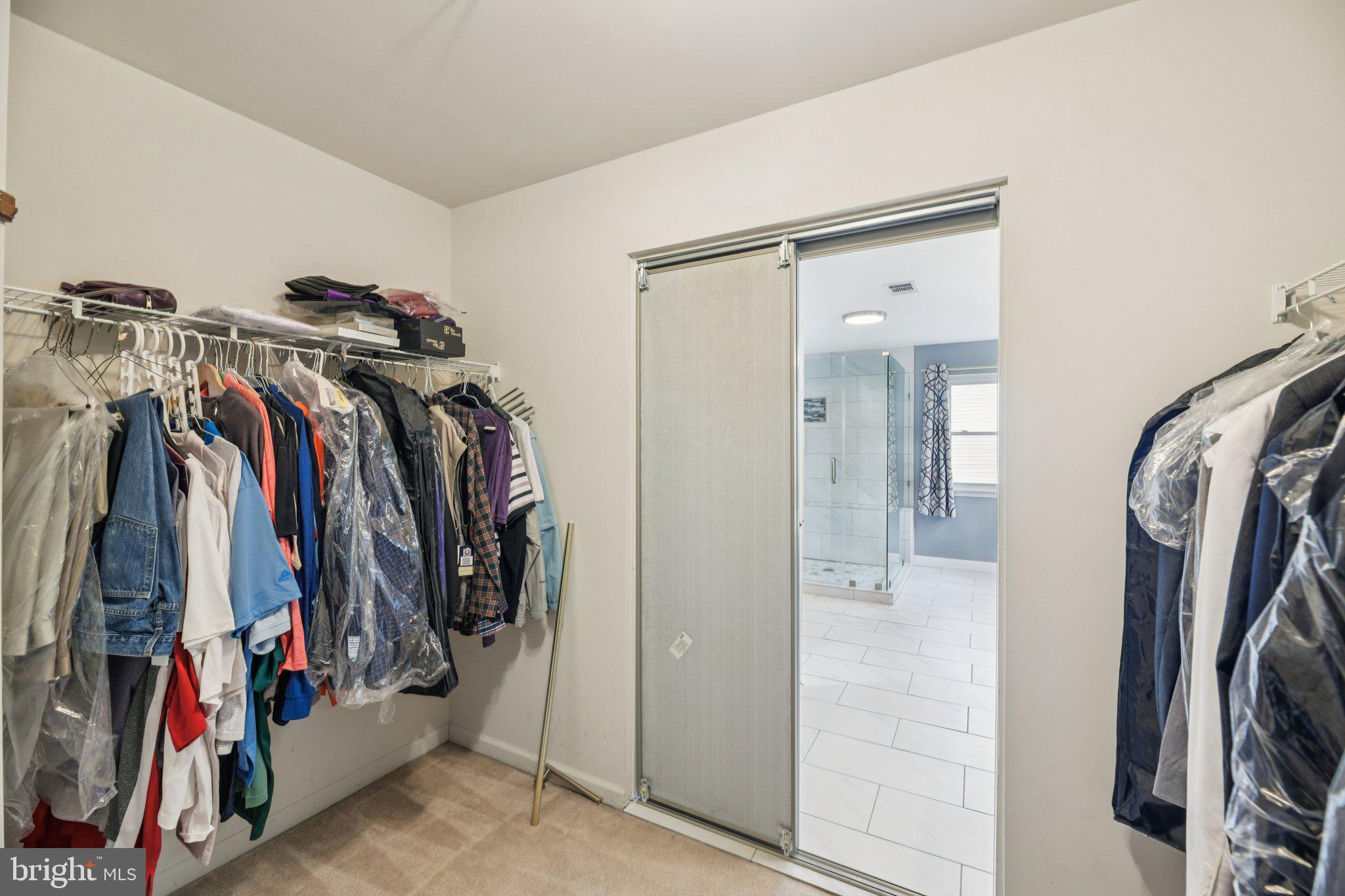 HILLANTRAE - Residential