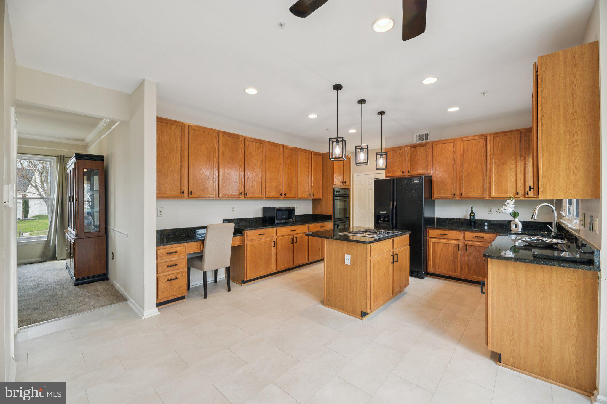 HILLANTRAE - Residential