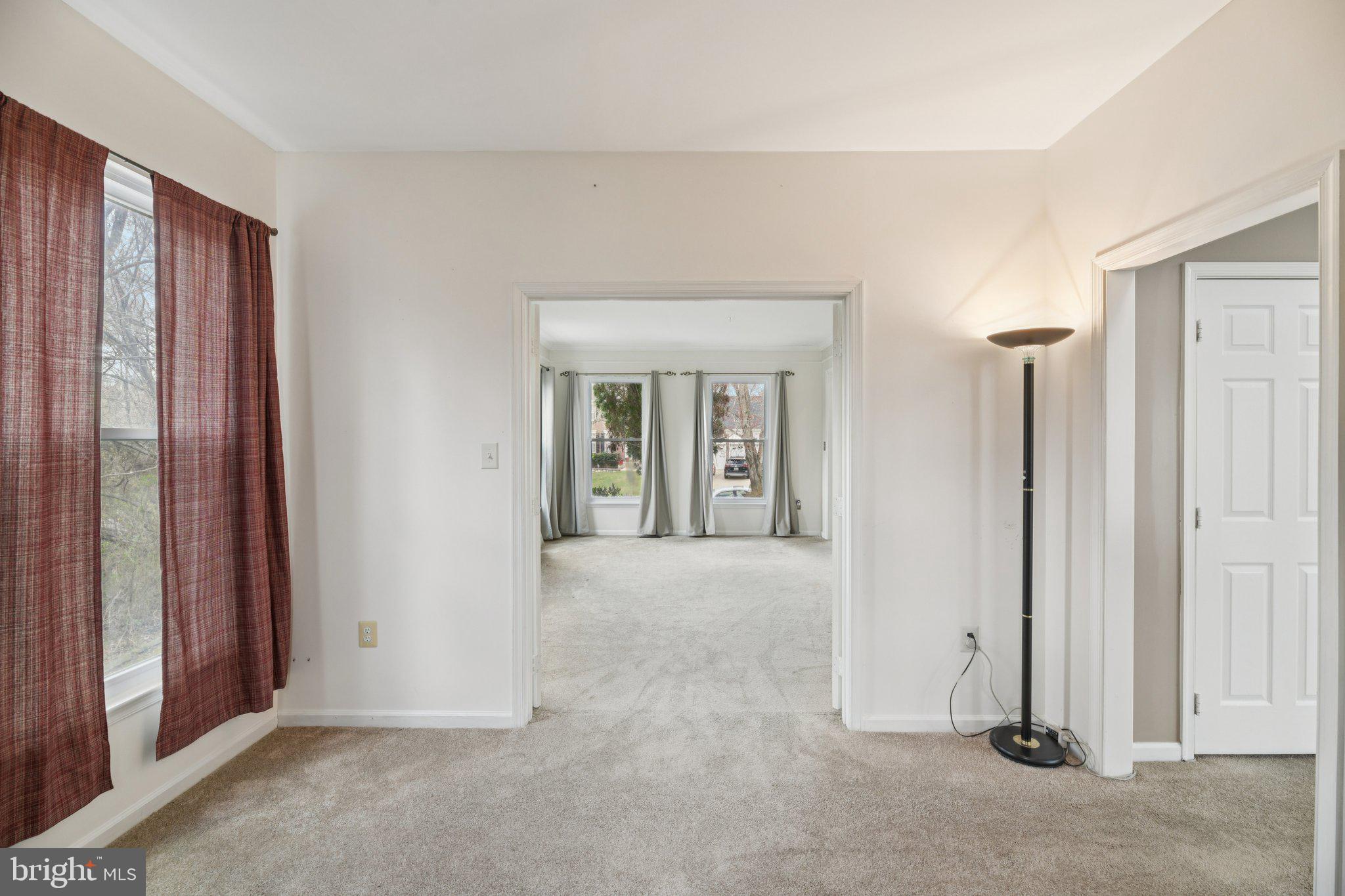 HILLANTRAE - Residential