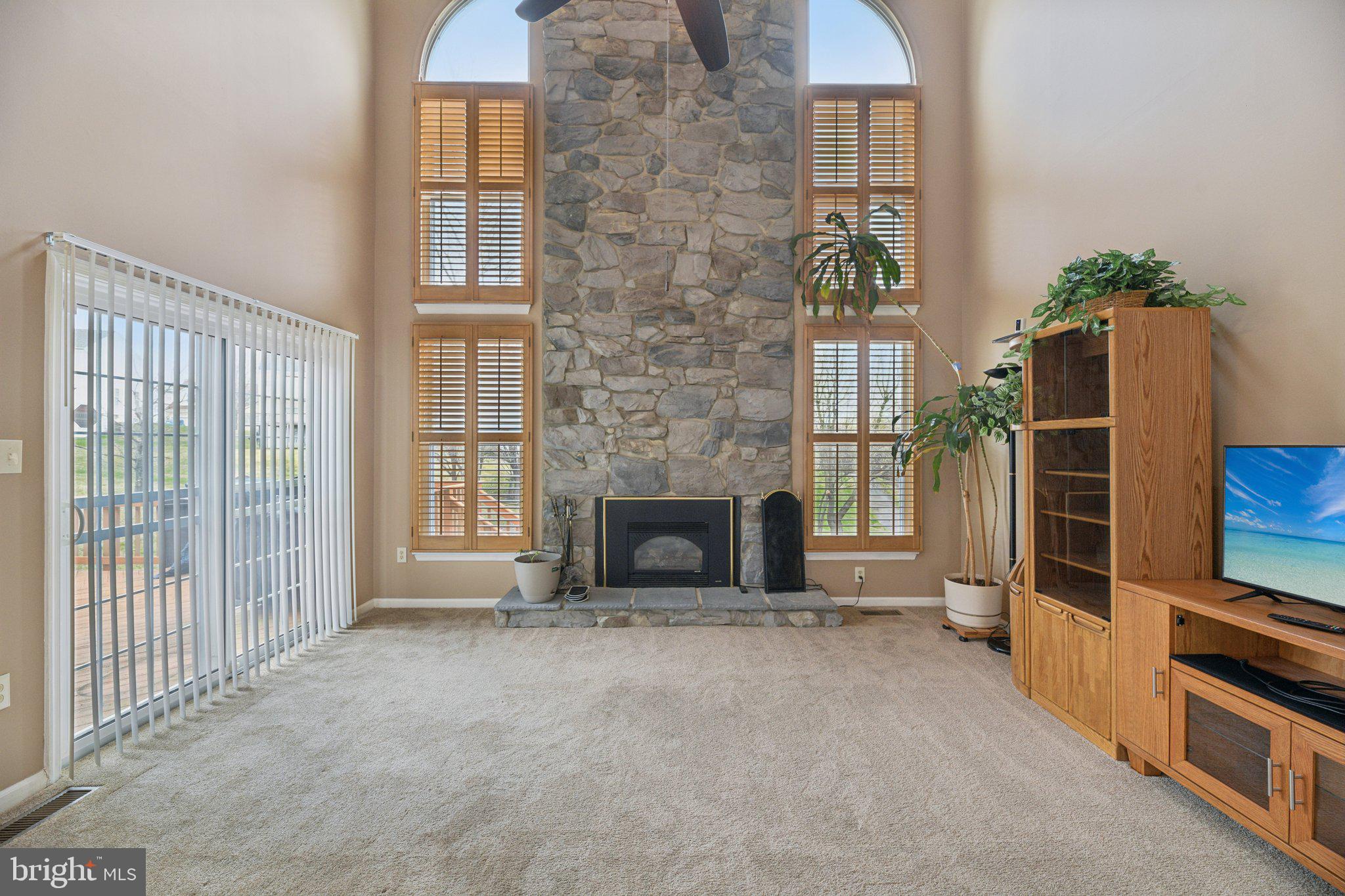 HILLANTRAE - Residential